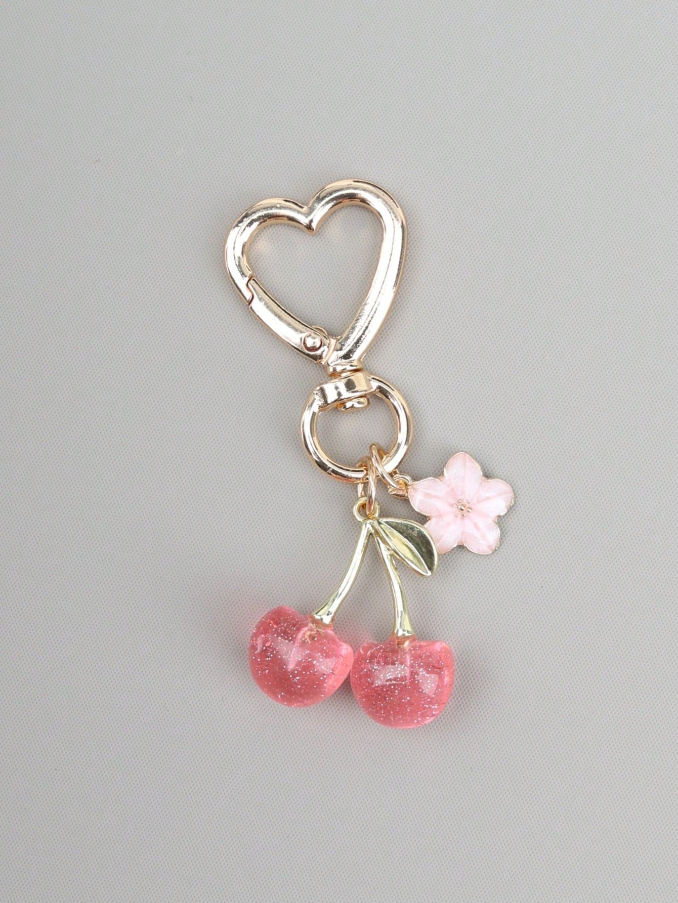 1pc Unisex New Shiny Faux Cherry Keychain Fashionable Delicate 3D Cherry Blossom Decor Bag Charm Jewellery Shine Party Car Accessories For Woman Gifts For Women