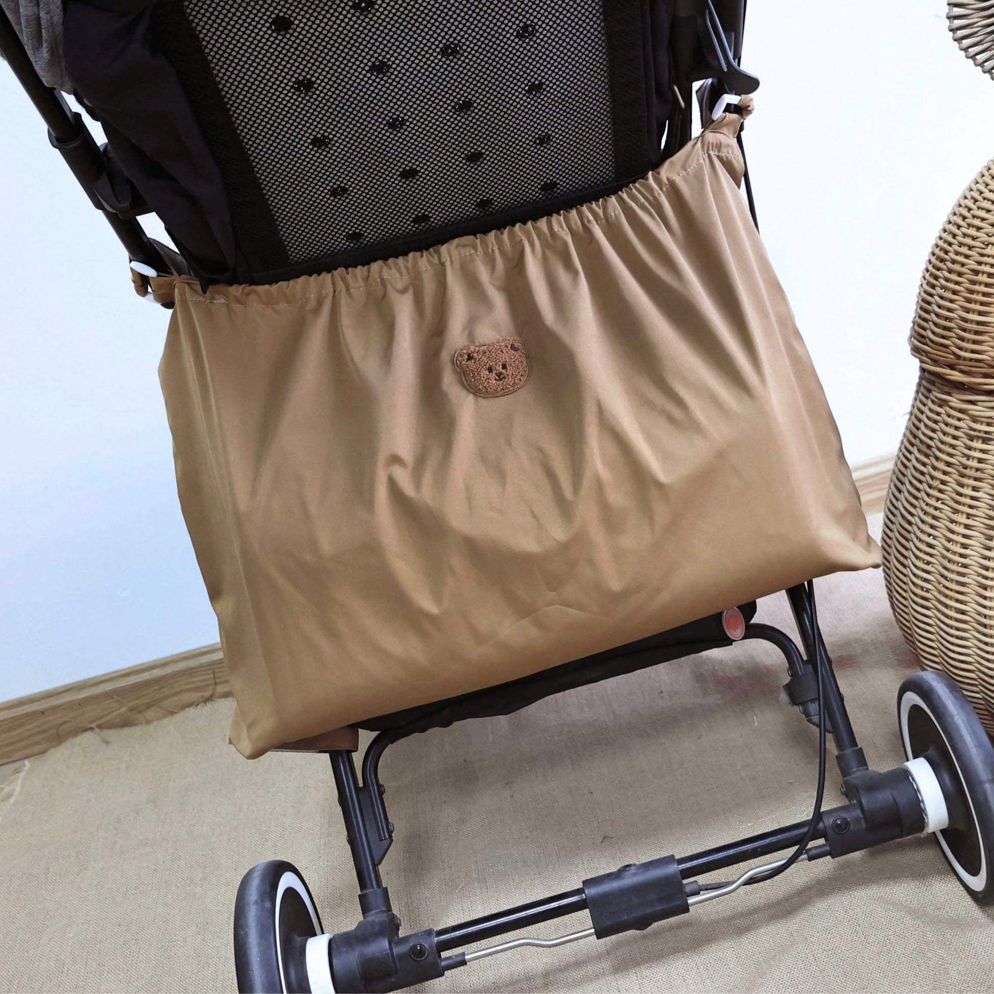 1pc Waterproof Bear Stroller Organizer Bag, Fashionable Mom Casual Waterproof Storage Bag, Large Capacity Stroller Hanging Bag, Suitable For Baby Clothes Storage And Outdoor Use