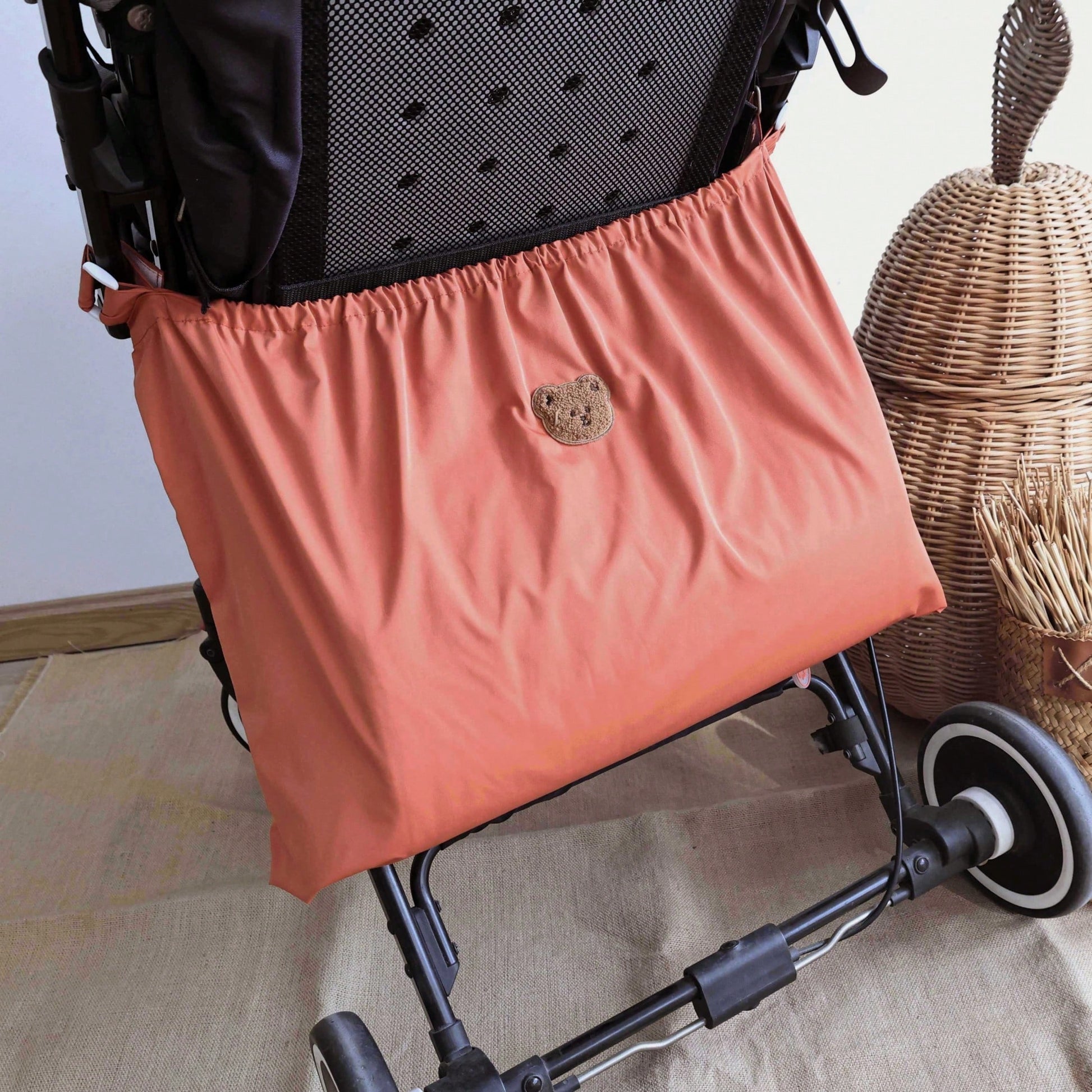 1pc Waterproof Bear Stroller Organizer Bag, Fashionable Mom Casual Waterproof Storage Bag, Large Capacity Stroller Hanging Bag, Suitable For Baby Clothes Storage And Outdoor Use