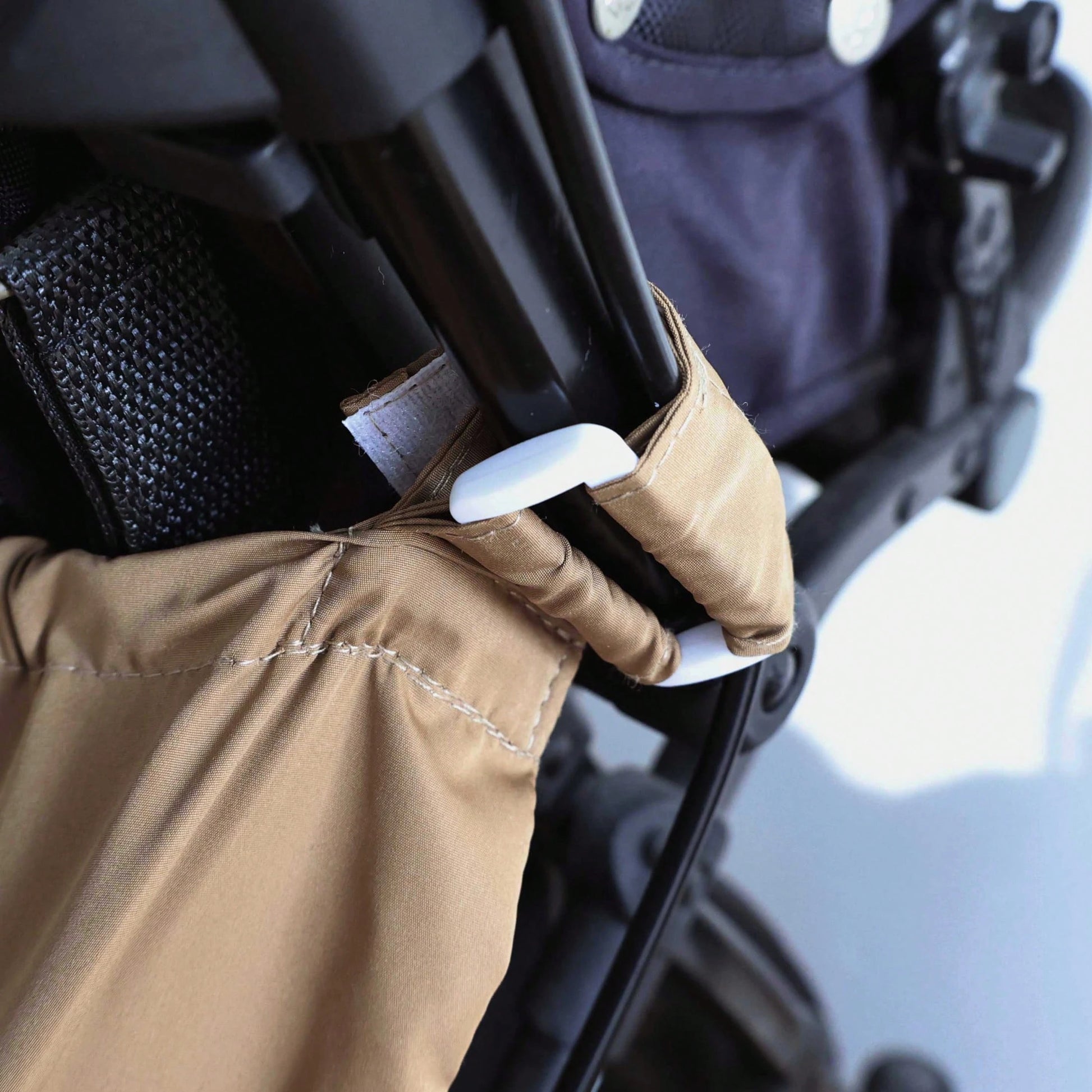 1pc Waterproof Bear Stroller Organizer Bag, Fashionable Mom Casual Waterproof Storage Bag, Large Capacity Stroller Hanging Bag, Suitable For Baby Clothes Storage And Outdoor Use
