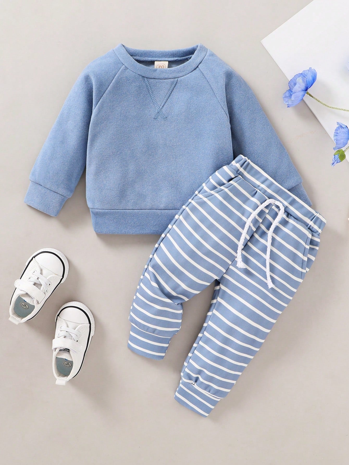 2-Piece Soft And Cute Baby Boy Solid Color Hoodie And Striped Pants Set, Soft, Comfortable And Breathable