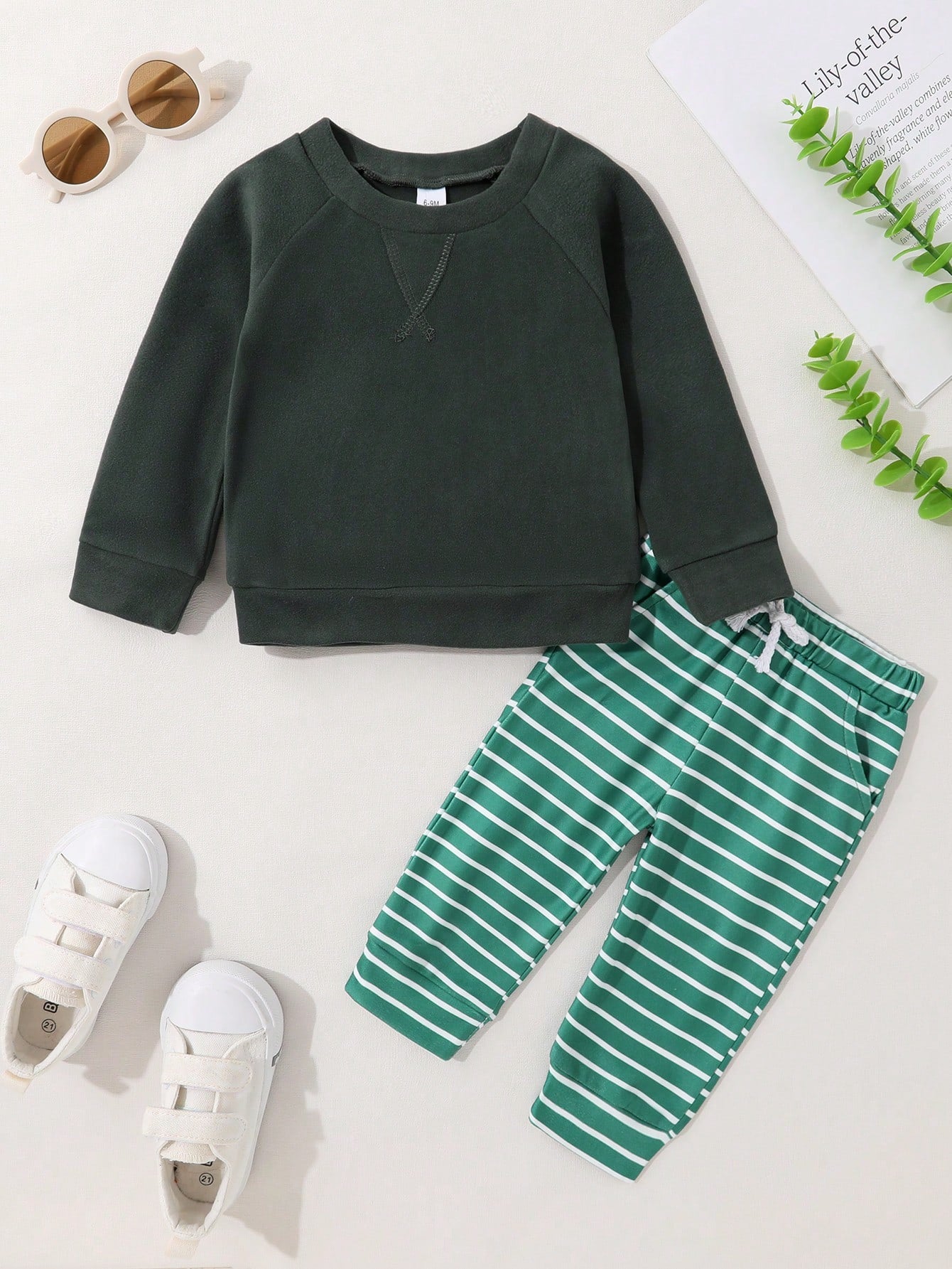 2-Piece Soft And Cute Baby Boy Solid Color Hoodie And Striped Pants Set, Soft, Comfortable And Breathable