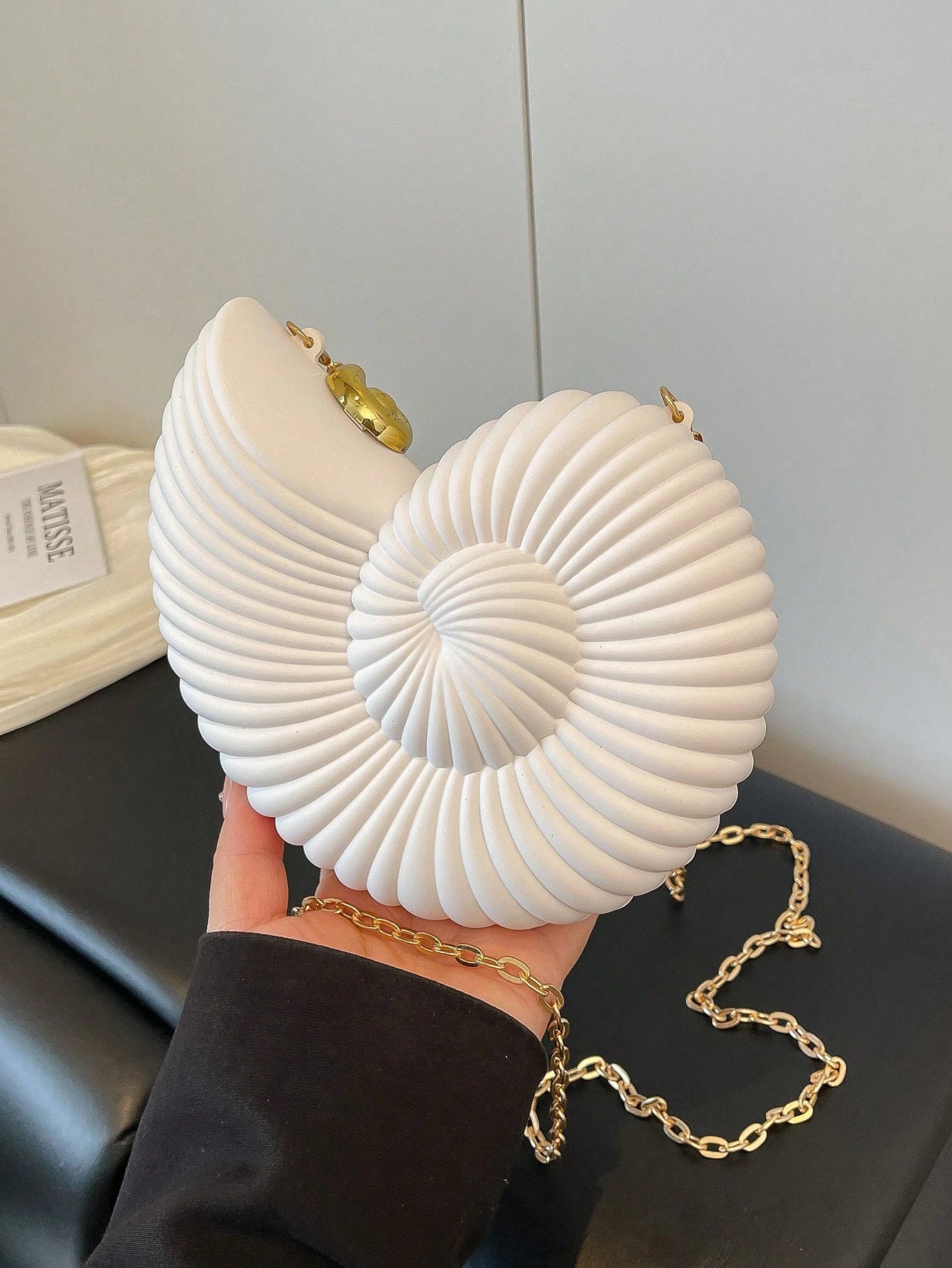 2025 Gold Seashell Shaped Detachable Strap Shoulder Bag, Fashionable Lipstick Pouch, Elegant Shoulder Bag Suitable For Evening Outings
