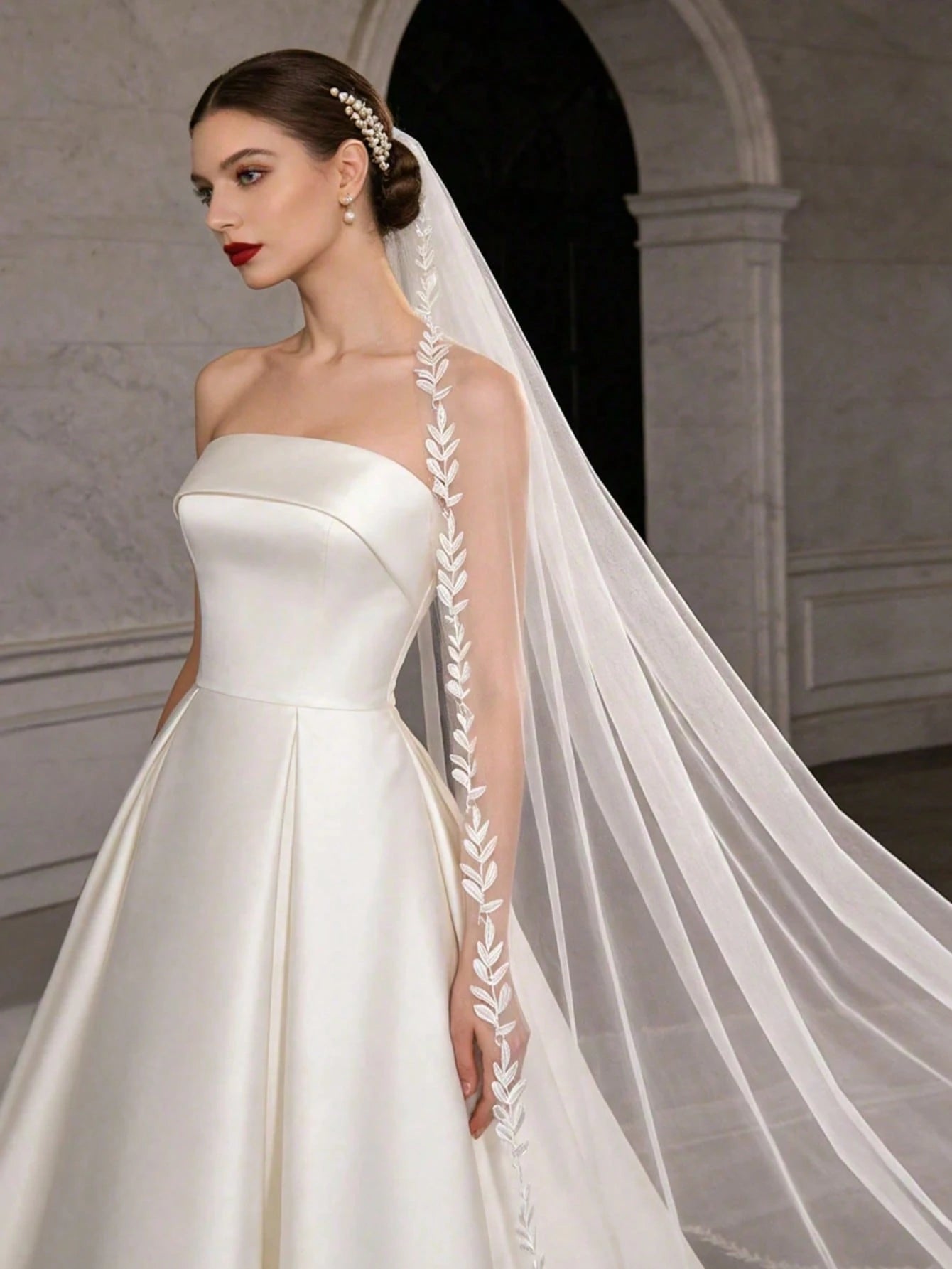 2026 Long Lace Veil, 1 Piece With 3-Meter Eyelash Lace Train, Built-In Metal Hair Comb, Suitable For Church And Cathedral Weddings, Bohemian Style.