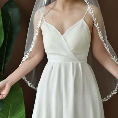 2026 Long Lace Veil, 1 Piece With 3-Meter Eyelash Lace Train, Built-In Metal Hair Comb, Suitable For Church And Cathedral Weddings, Bohemian Style.