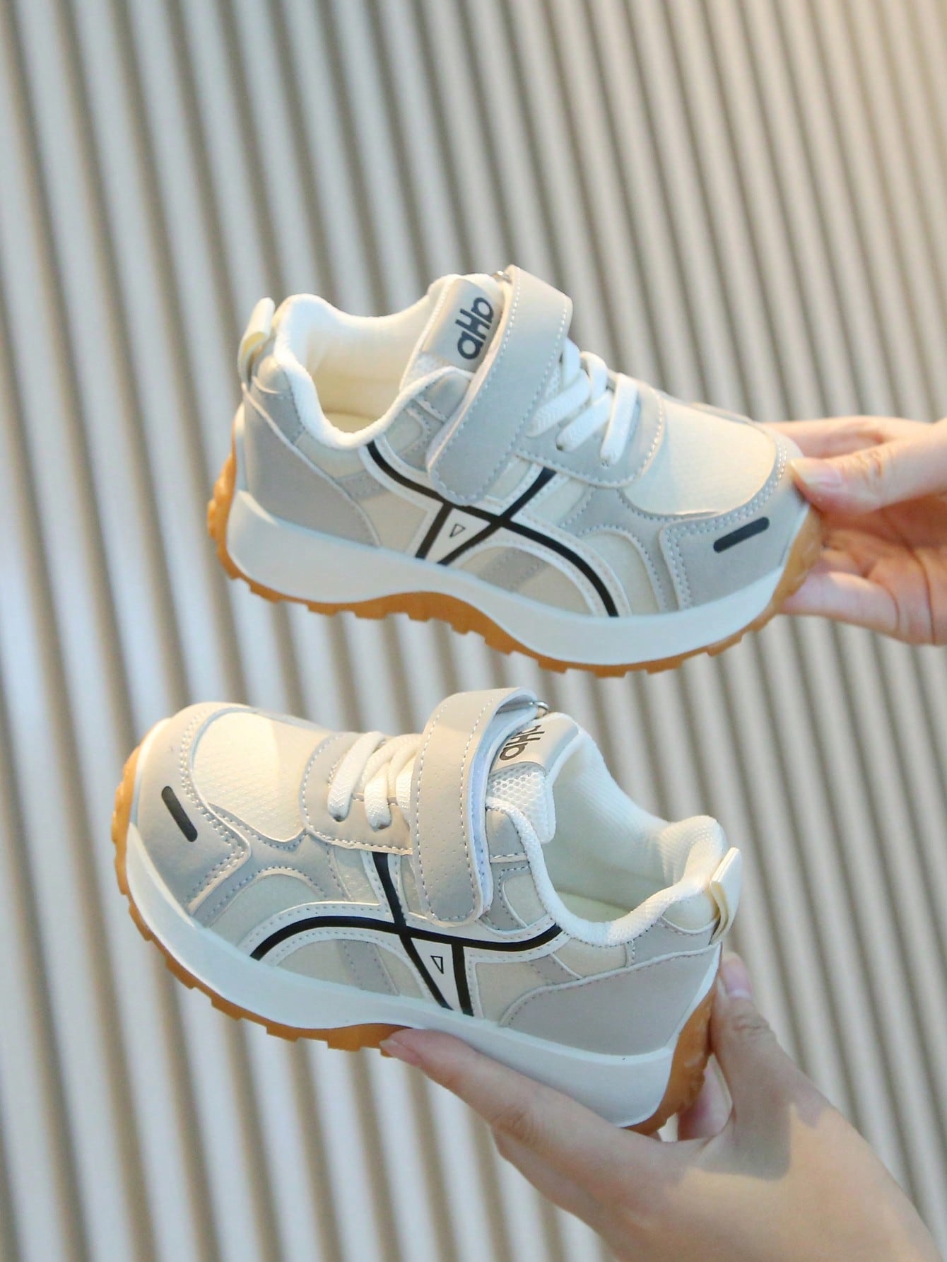 2026 Spring New Kids Sports Shoes, Soft Sole Design Suitable For 1-6 Years Old Boys' Running Shoes; Girls' Fashion Casual Sports Shoes