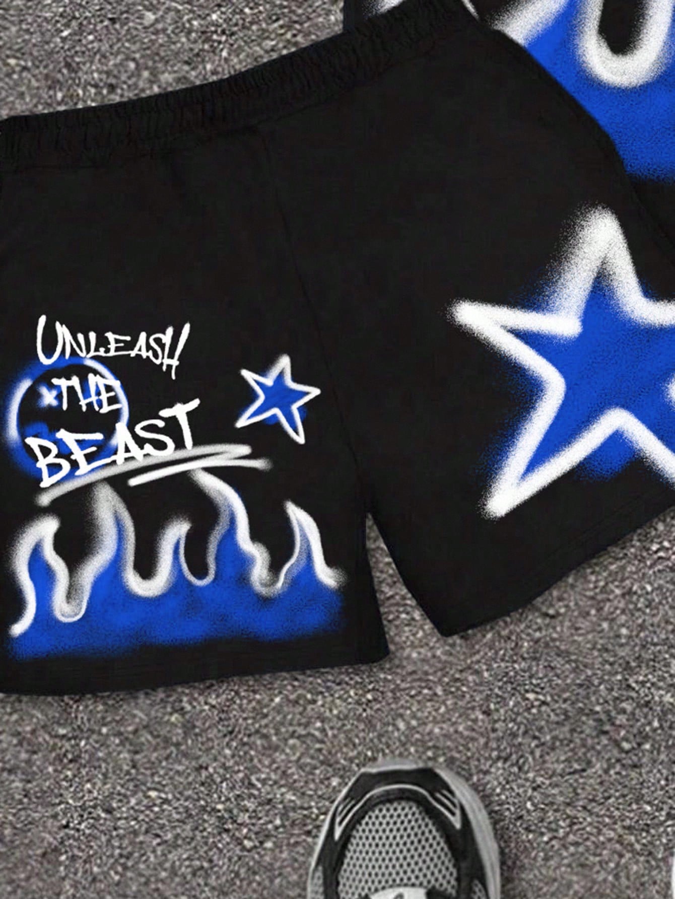2pcs Baby Boy Casual Fashionable Cool Flame Graffiti, Text & Star Print Round Neck Short Sleeve T-Shirt And Shorts Set, Suitable For Summer