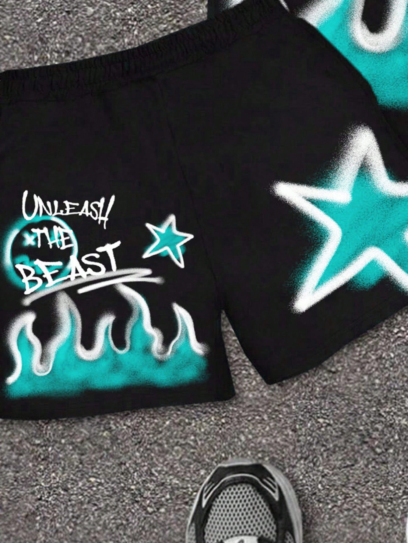 2pcs Baby Boy Casual Fashionable Cool Flame Graffiti, Text & Star Print Round Neck Short Sleeve T-Shirt And Shorts Set, Suitable For Summer