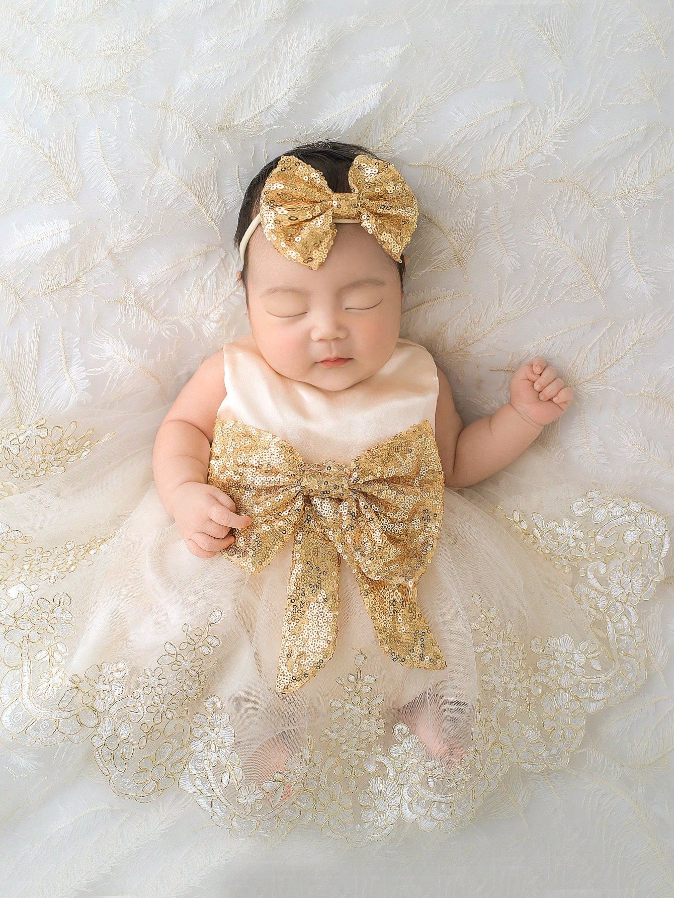 2pcs Newborn Baby Girls' Glitter Bow Decorated Embroidery Mesh Splice Dress With Headband For Photography