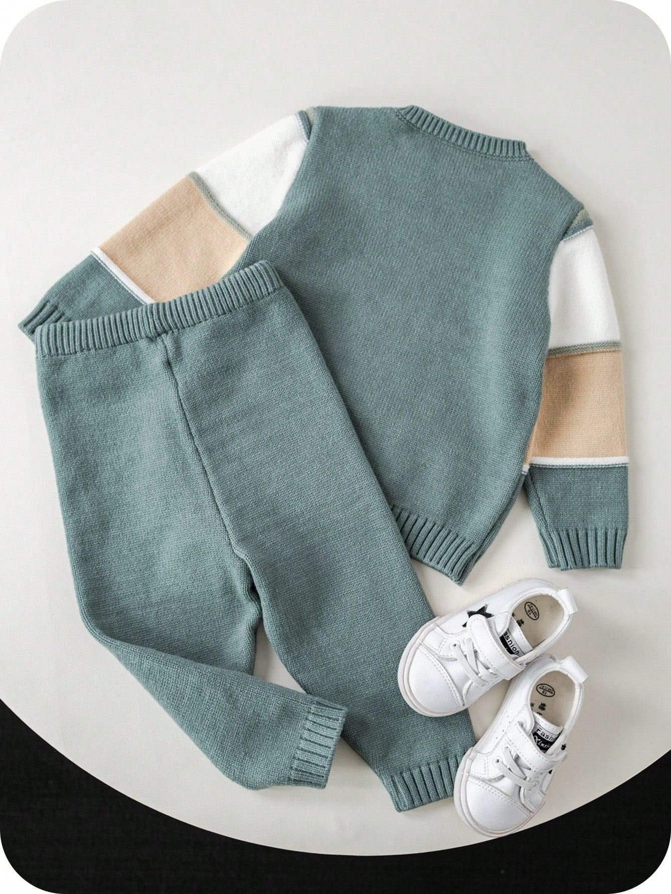 2pcs/Set Baby Boy/Girl Green And White Striped Sweater Top&Pants Outfit,Autumn Modest Matching Family Casual Dropped Shoulder Ribbed Cuff Clothes