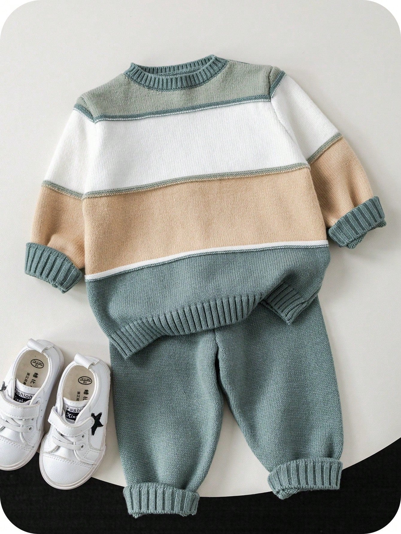 2pcs/Set Baby Boy/Girl Green And White Striped Sweater Top&Pants Outfit,Autumn Modest Matching Family Casual Dropped Shoulder Ribbed Cuff Clothes