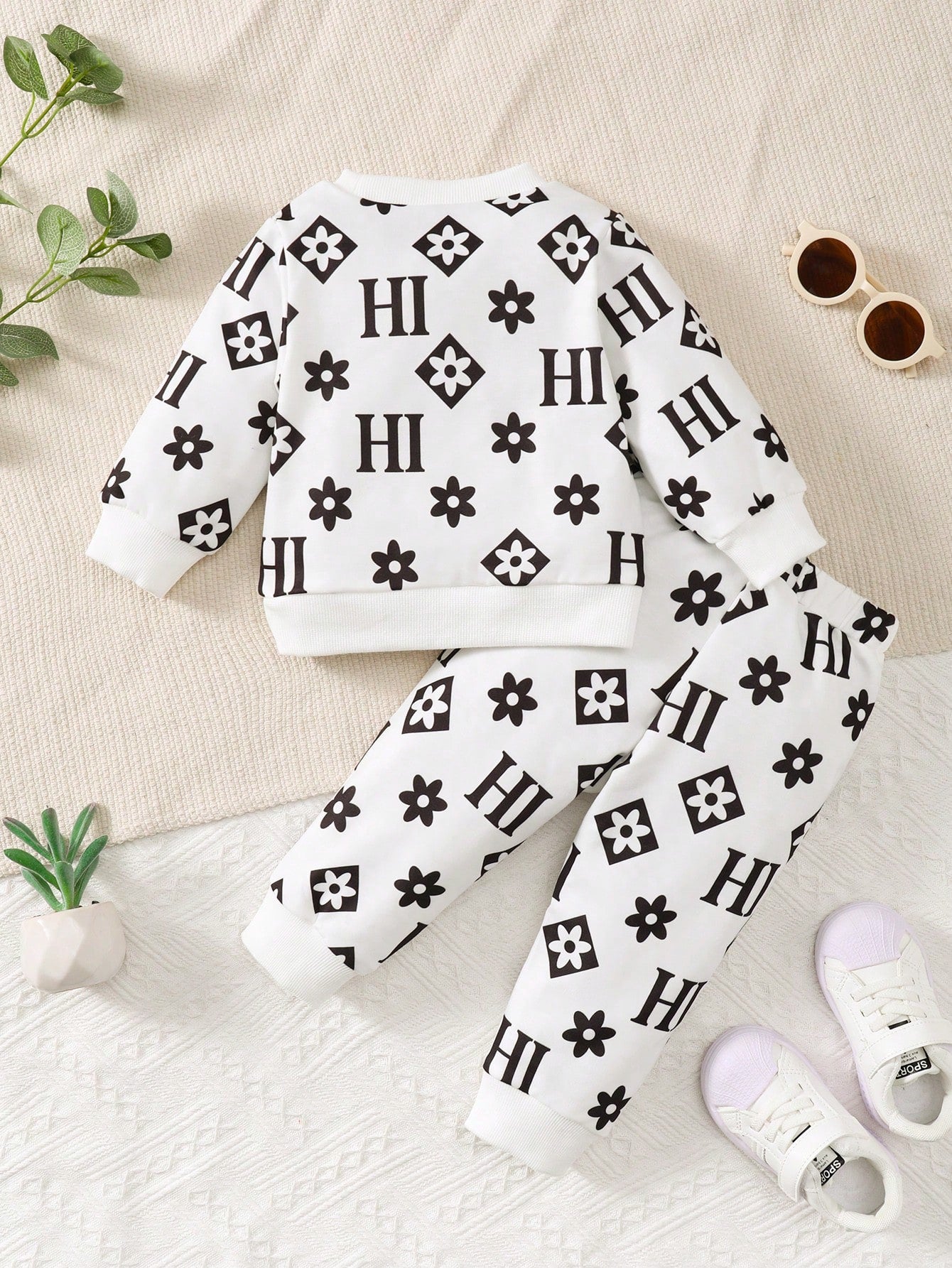 2pcs/Set Baby Boys Crew Neck Patchwork Ribbon Casual Long Sleeve Sweatshirt Outfit, Autumn/Winter