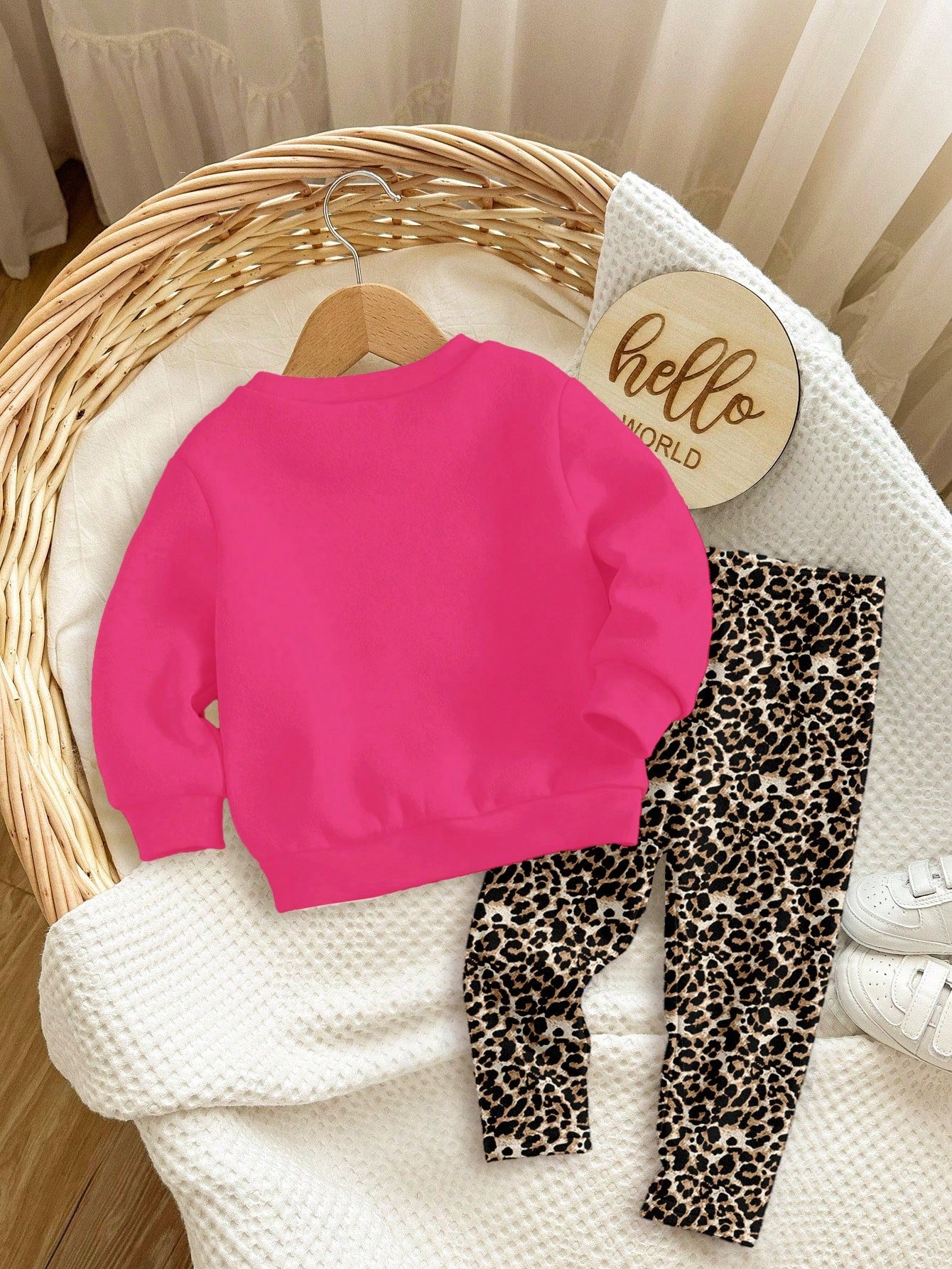 2pcs/Set Baby Girls' White Winter Cute Matching Family Outfit,Cartoon Bow, & Heart Print Long Sleeve Autumn Sweatshirt And Leggings,Soft Casual Wear
