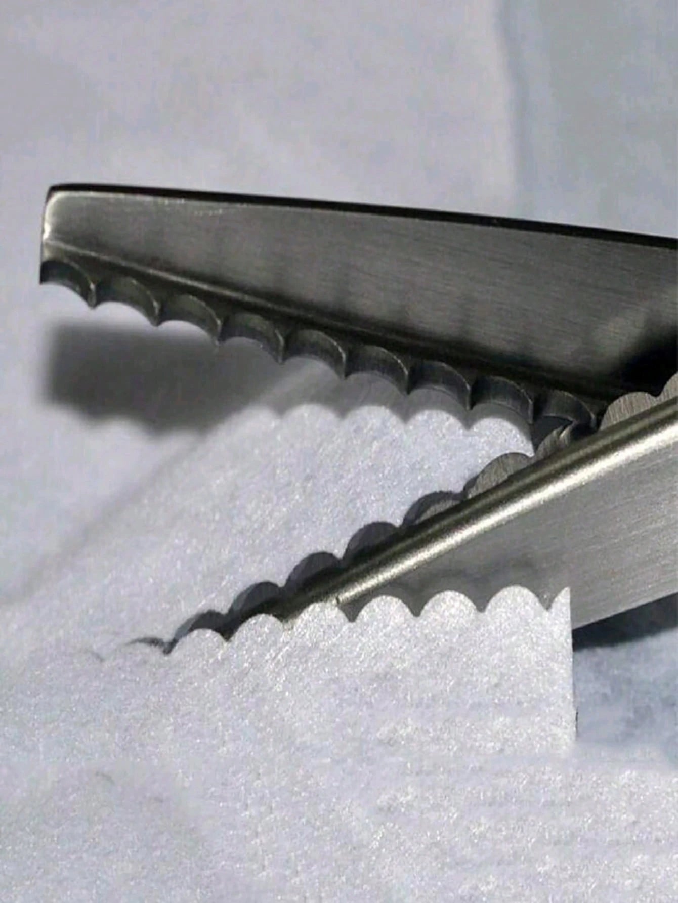3, 5, 7mm Fabric Cutting Wavy Edge Pinking Shears Scissors No Import Fees