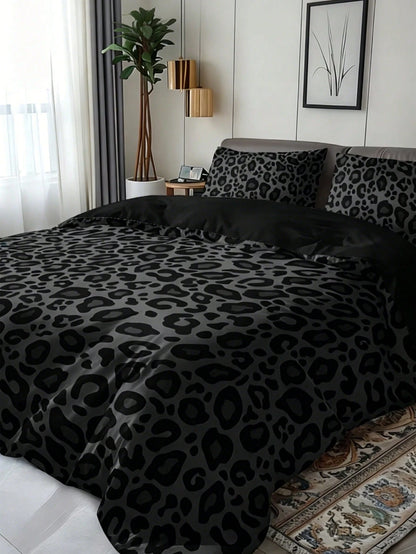 3-Piece Luxury Black Leopard Print Gothic Style Duvet Cover Set, Pillowcase Pattern Random, Duvet Cover Set (1 Duvet Cover + 2 Pillowcases, Pillow Inserts Not Included), Soft Warm Comfortable Bedroom
