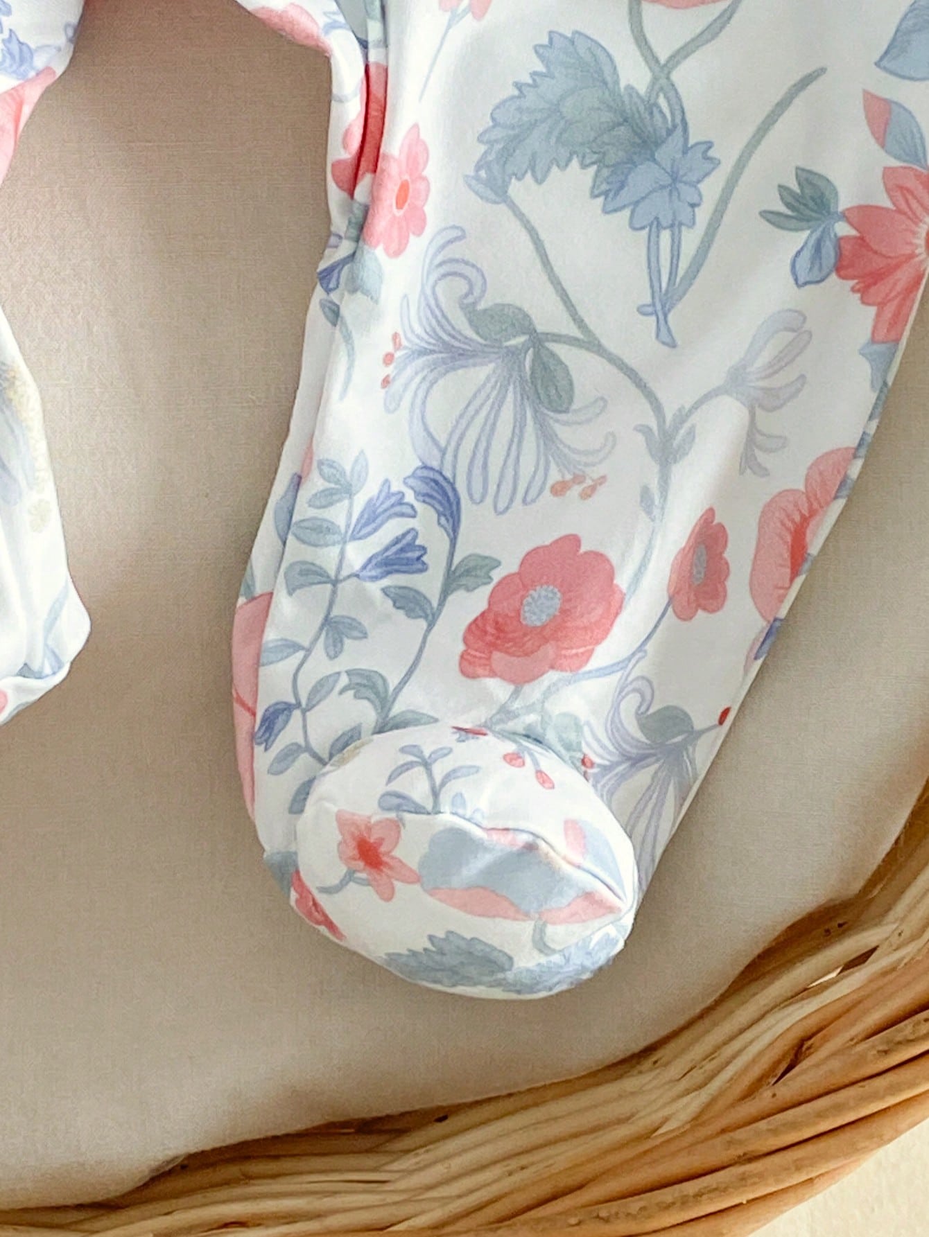 3-Piece Newborn Baby Girls Pajamas Set,Peter Pan Collar Summer Cute Floral Soft Knit Short Sleeve Top Footed Pants&Headband,Photoshooting Sleepwear