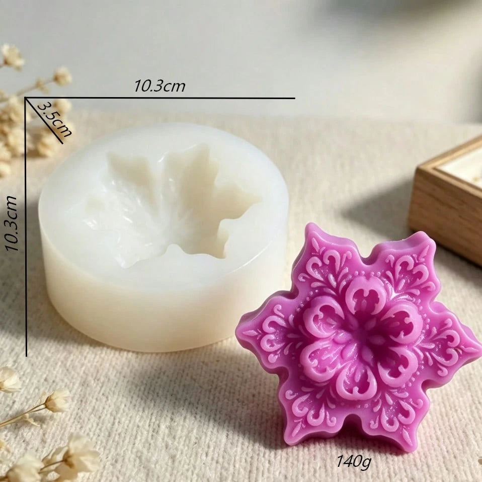 3D Creative Halloween Snowflake Shaped DIY Silicone Mold For Aromatherapy Candles, Resin Crafts, Plaster Decor