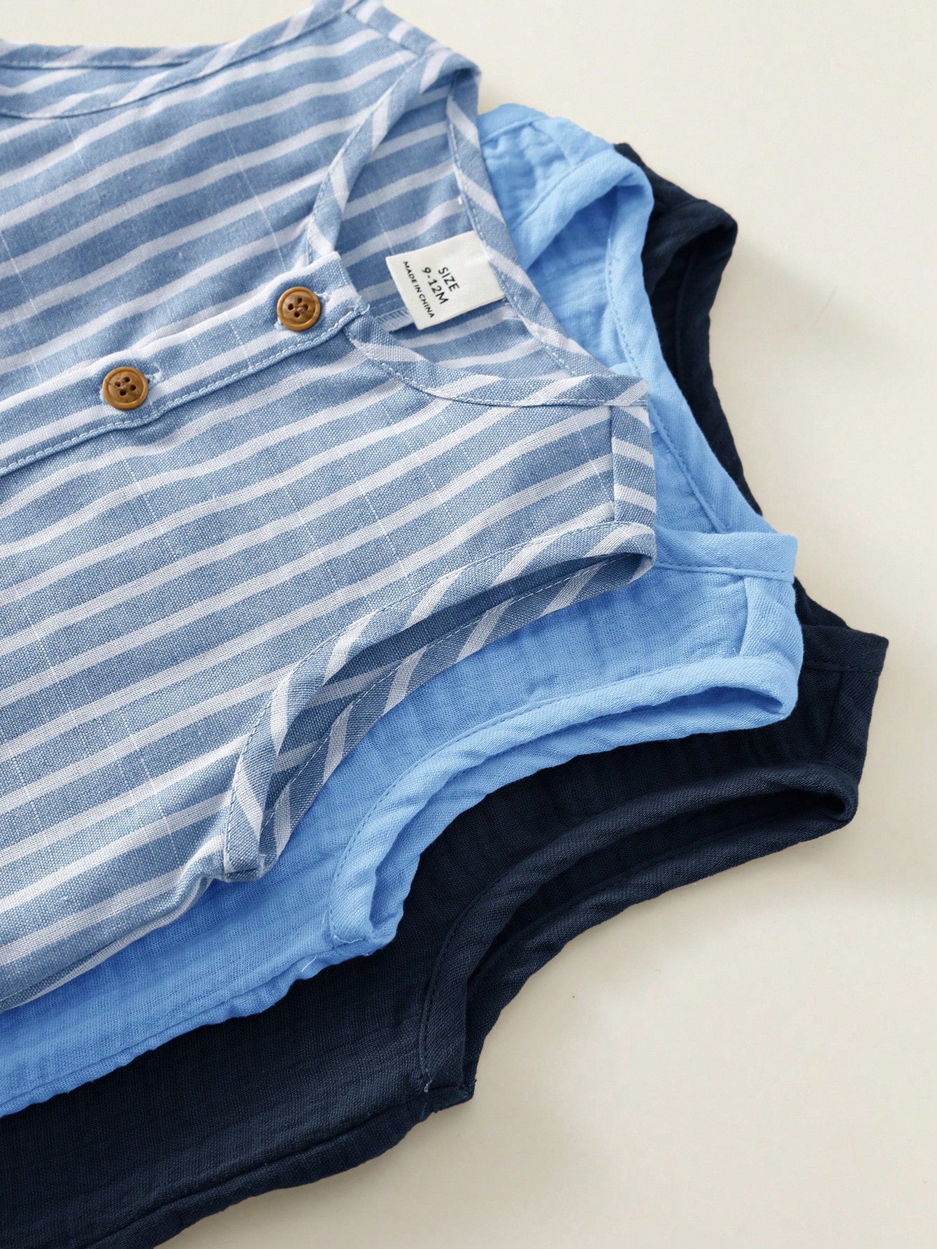 3pcs Newborn Baby Unisex Casual Striped Sleeveless Romper & Bib Shorts Set, Suitable For Outing And Vacation