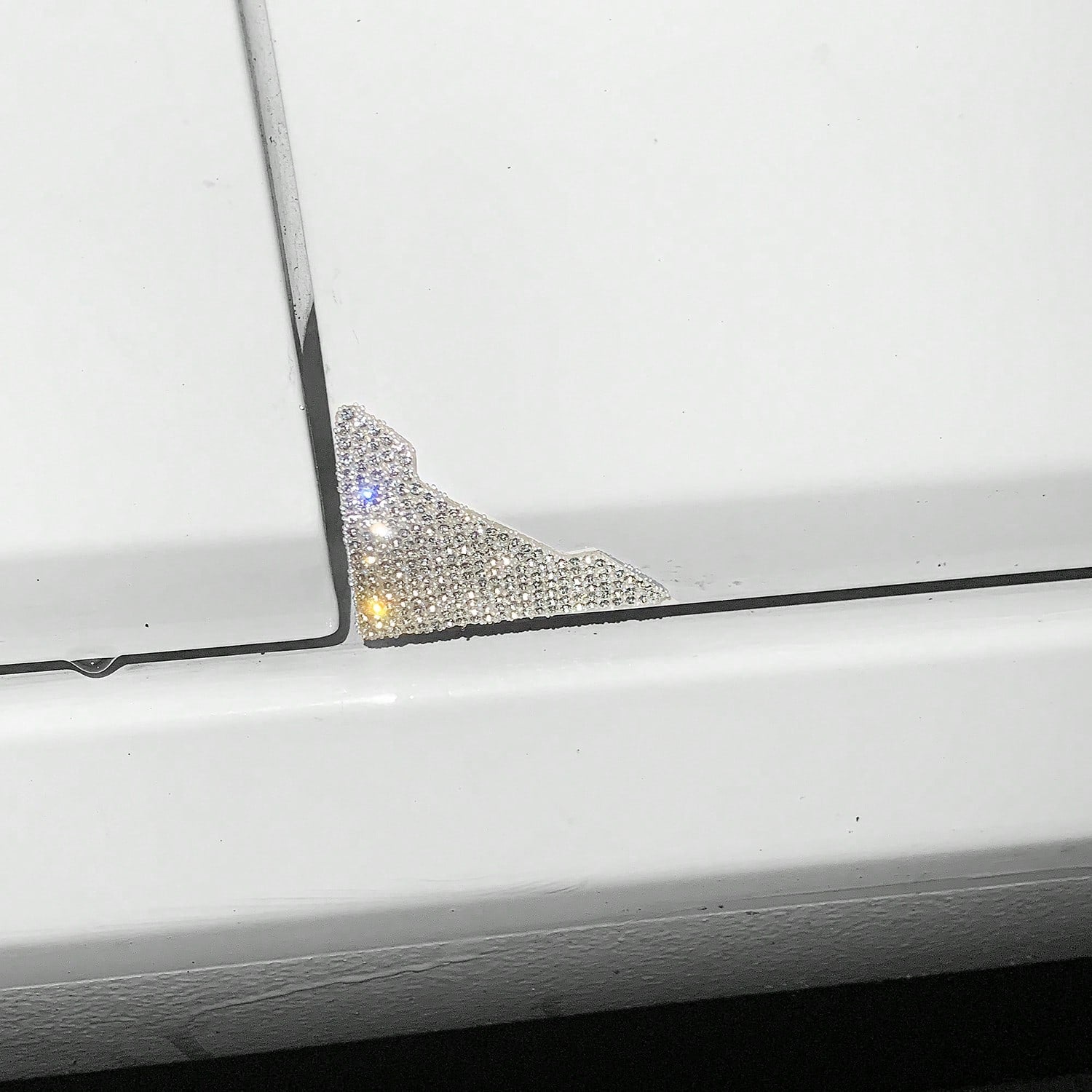 4pcs Premium Rhinestone Car Door Edge Guards, Cute Anti-Collision Stickers For Car Door, Rearview Mirror, Scratch Protection Body Decoration Accessories