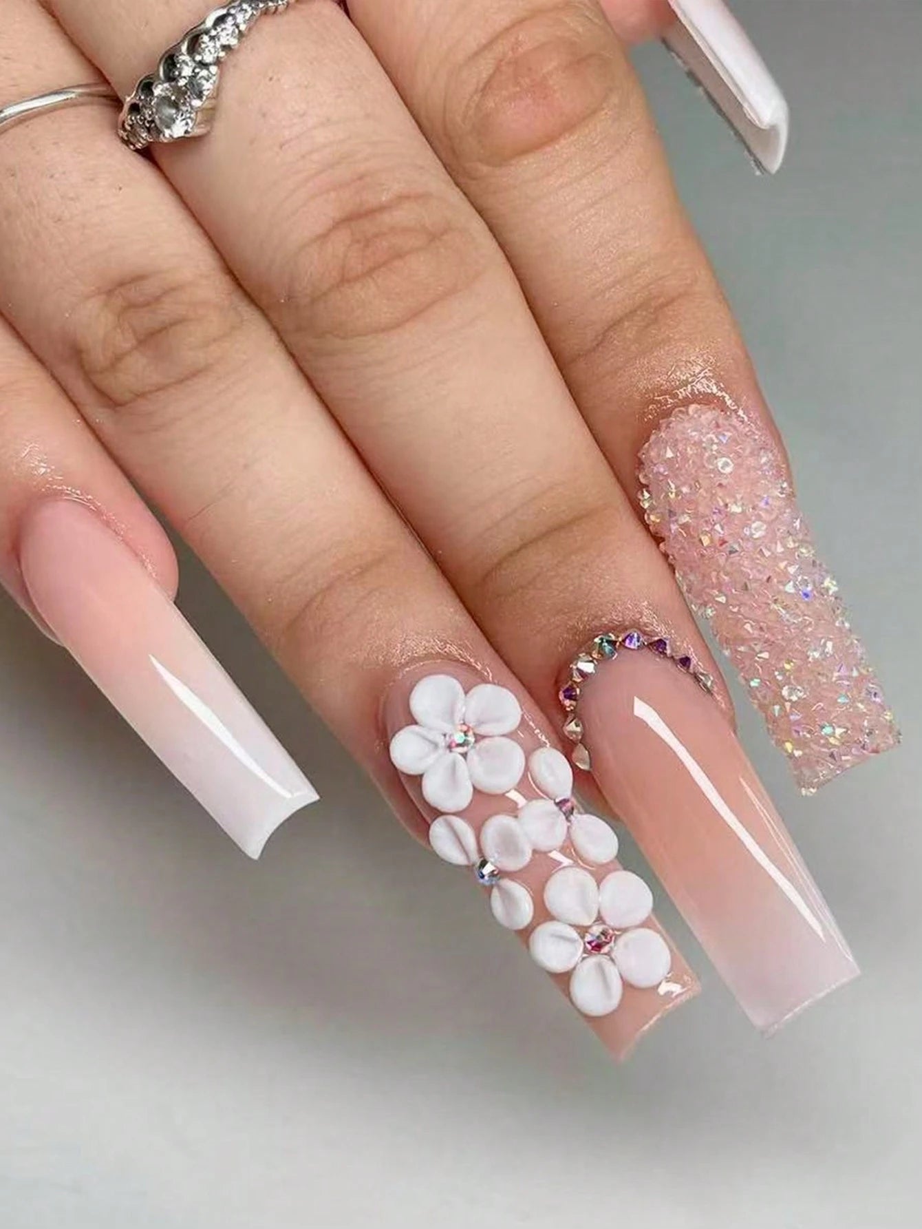 6Pcs 3D Handmade Acrylic Flower Nail Charms Luxury White Flower Rhinestones Nail Art Charms Hand Carve By Manicurist Acrylic Flower Decals Ins Nail Supplies For Girl Women Spring Summer Diy Nail Craft