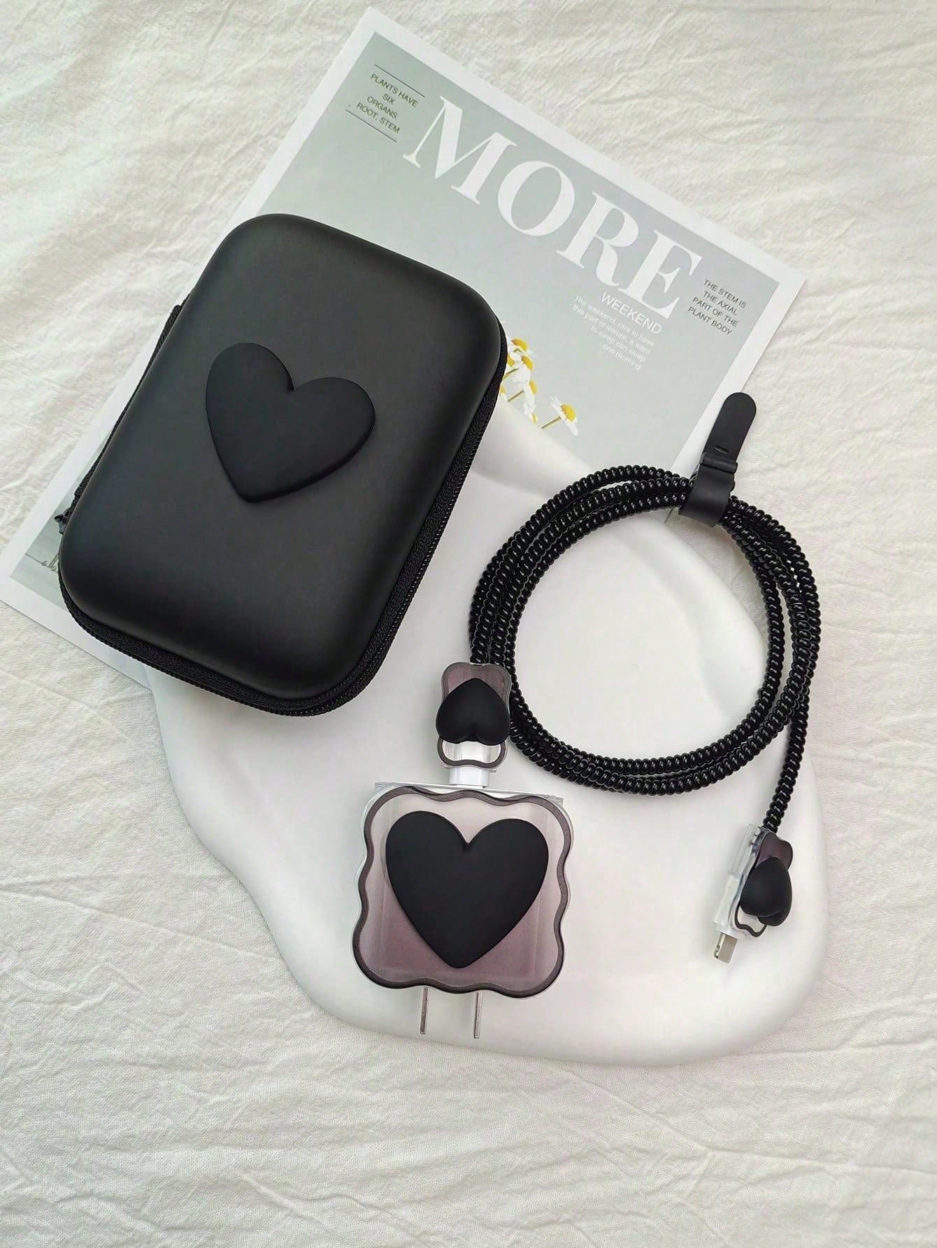 6pcs Heart-Shaped Charger Protector Set, Suitable For IPhone 18W/20W Charger, Includes Protector Case + Data Cable Protector Cord + Storage Bag, Anti-Breakage Girly Charger Head Protector