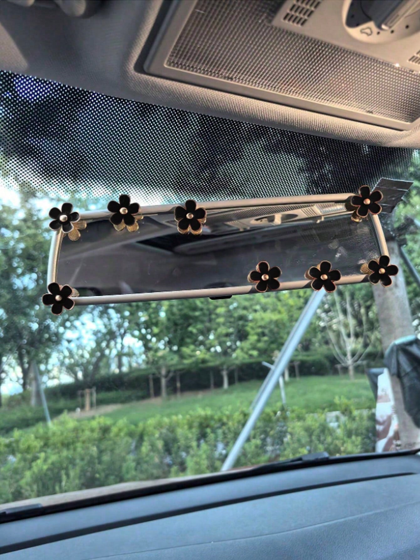 8pcs Car Interior Decor Metal Flower Rearview Mirror Console Accessories Small Flower Car Interior Rearview Mirror Center Console Panel Decoration Car Accessories Car Accessories Duck Car Rearview Mir