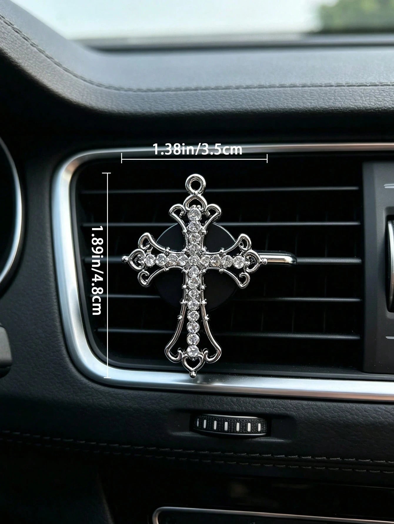 Alloy Rhinestone Cross Car Air Vent Decor High-End Car Air Conditioner Vent Aromatherapy Clip Decorative Clip Car Accessories