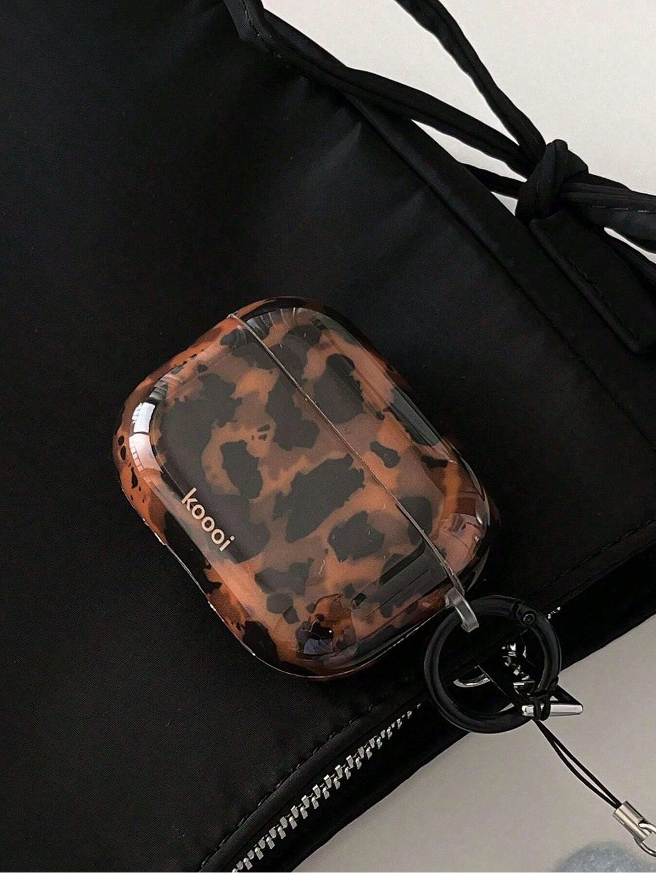 Amber Leopard Print Anti-Lost Protective Case, Suitable For AirPods 1/2/3/4 And Pro 1/2/3 Wireless Earphones