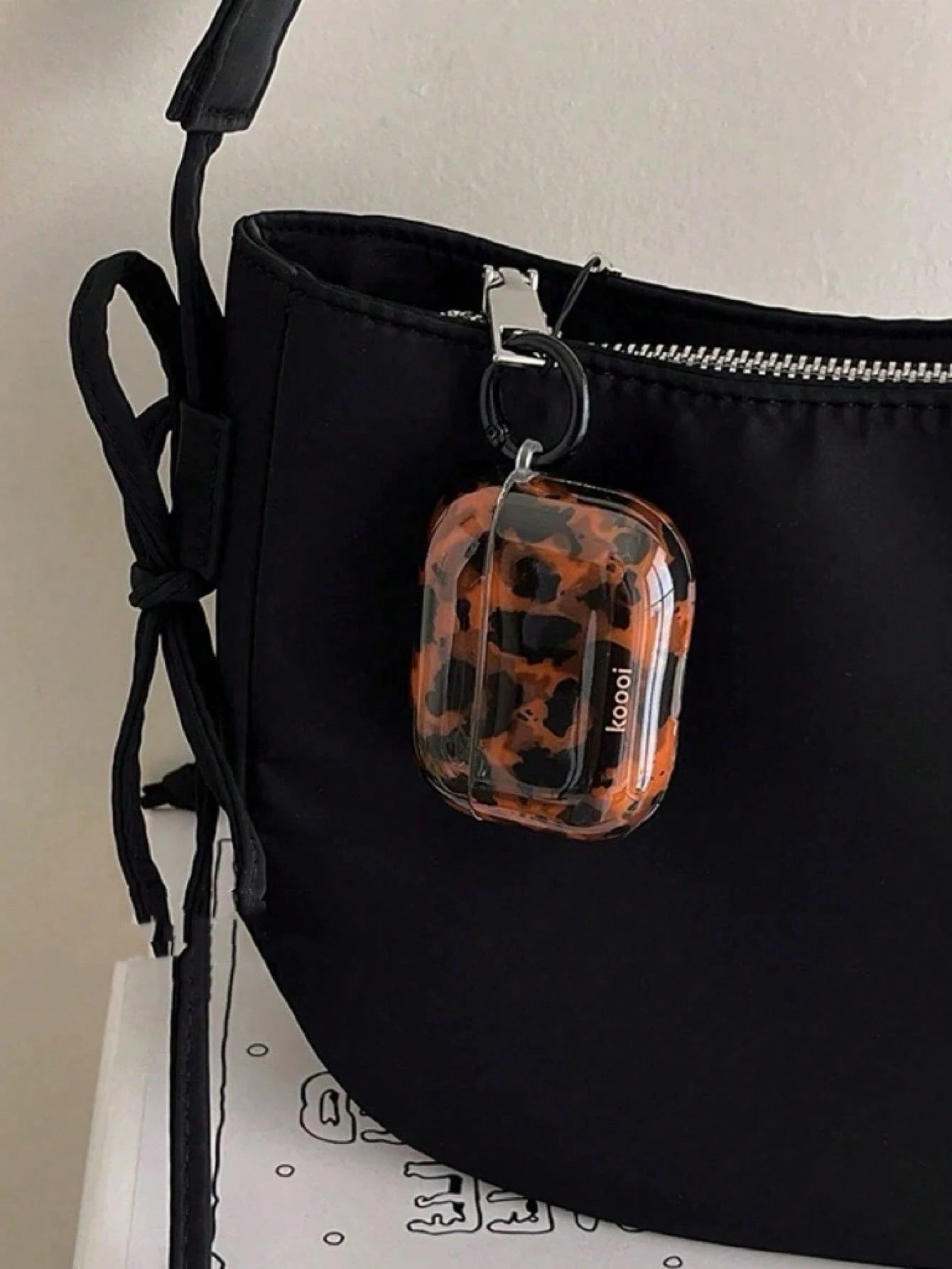 Amber Tortoise Shell Silicone 1pc Vintage Amber Leopard Print Phone Case Compatible With Apple, Includes Silicone Protective Case Compatible With Airpods Pro 2/2/3, High Quality Delicate Design, Comes