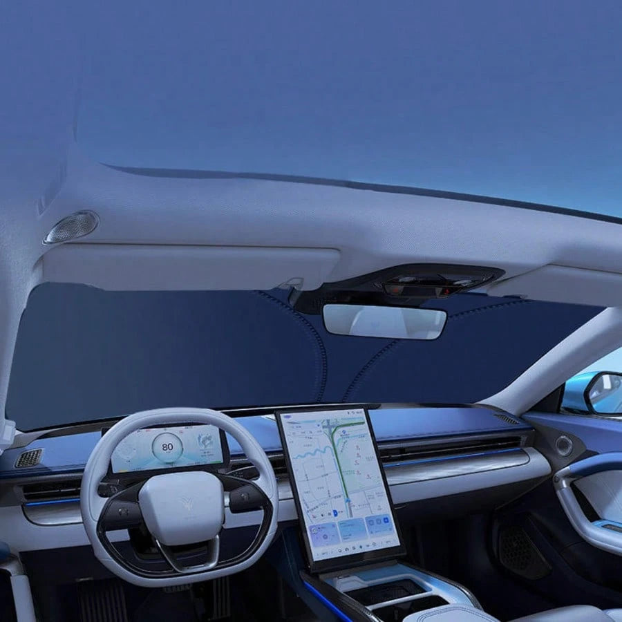 Anti-Ultraviolet Reflective Car Windshield Sunshade Protects The Inner And Outer Window Sunshades From The Effects Of Sunlight.