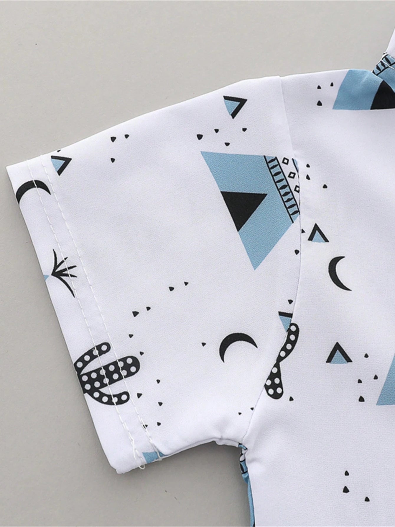 Baby Boy Summer Cartoon Printed Randomly Full-Collar Short Sleeve Shirt And Shorts Set
