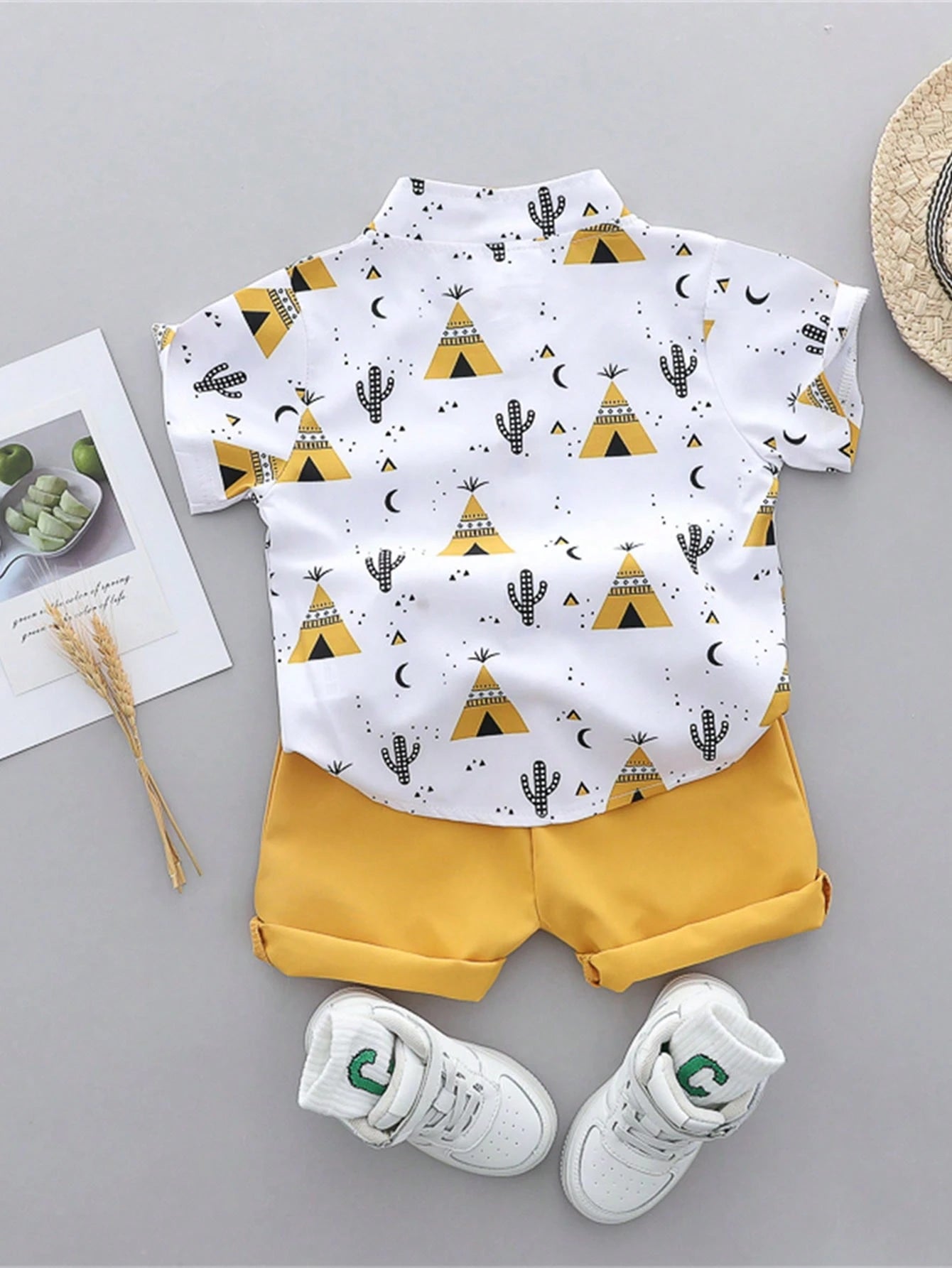Baby Boy Summer Cartoon Printed Randomly Full-Collar Short Sleeve Shirt And Shorts Set