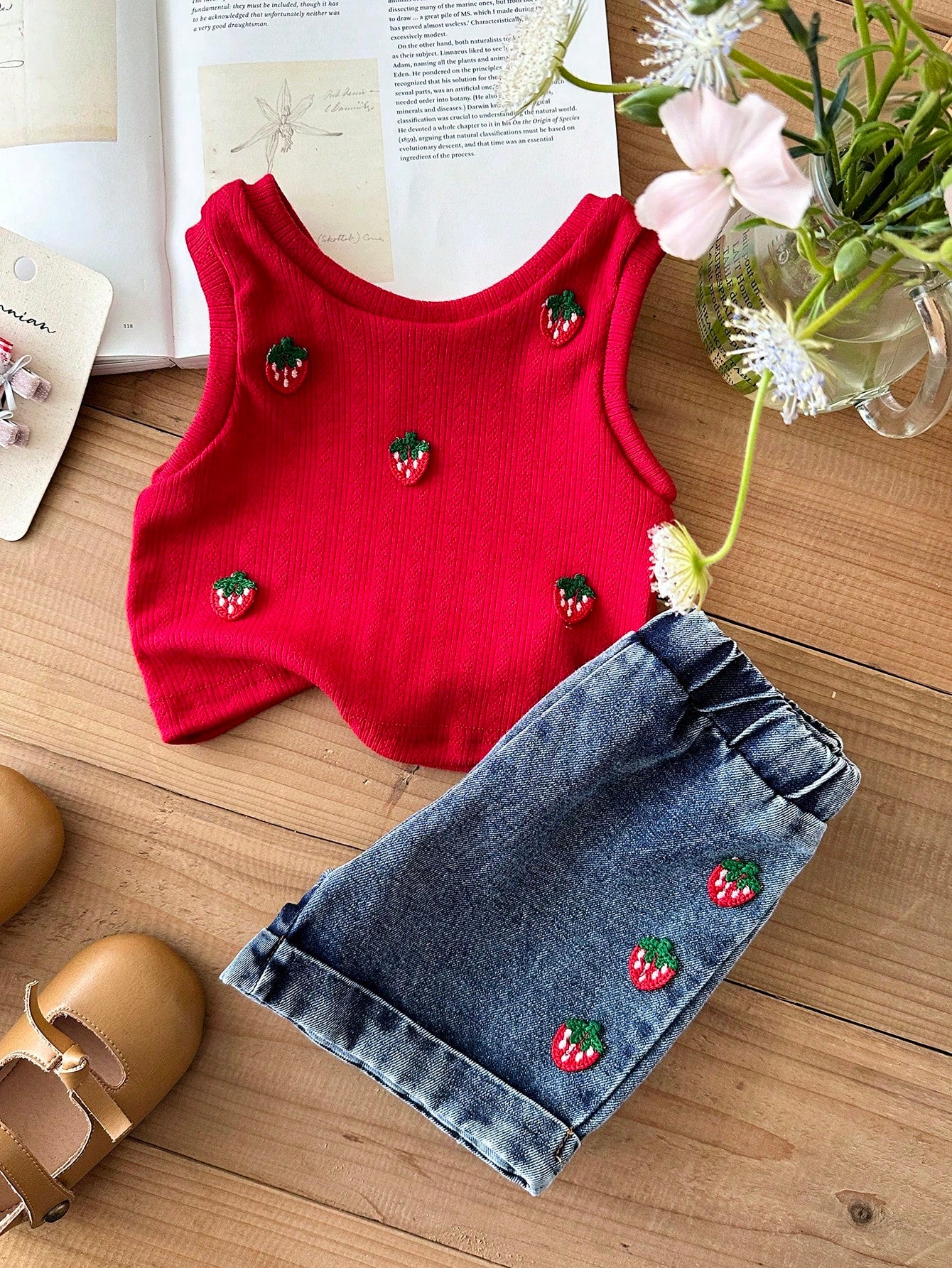 Baby Girl 0-3years 2pcs/Set Summer&Autumn Casual,Cute And Street Style Going Outifit, Sleeveless Strawberry Decoration Top&Short Jeans