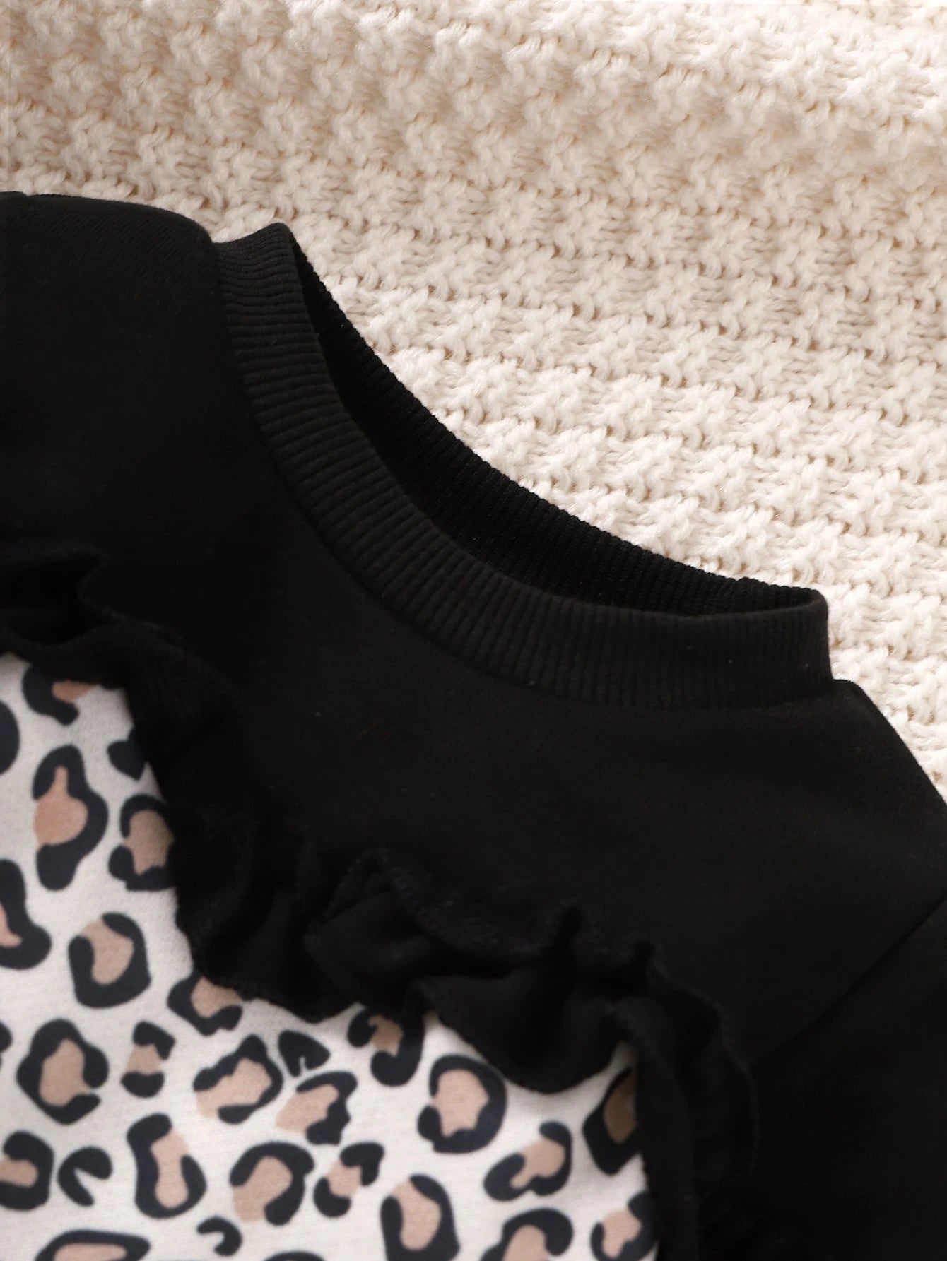 Baby Girl Leopard Print Sweatshirt & Sweatpants