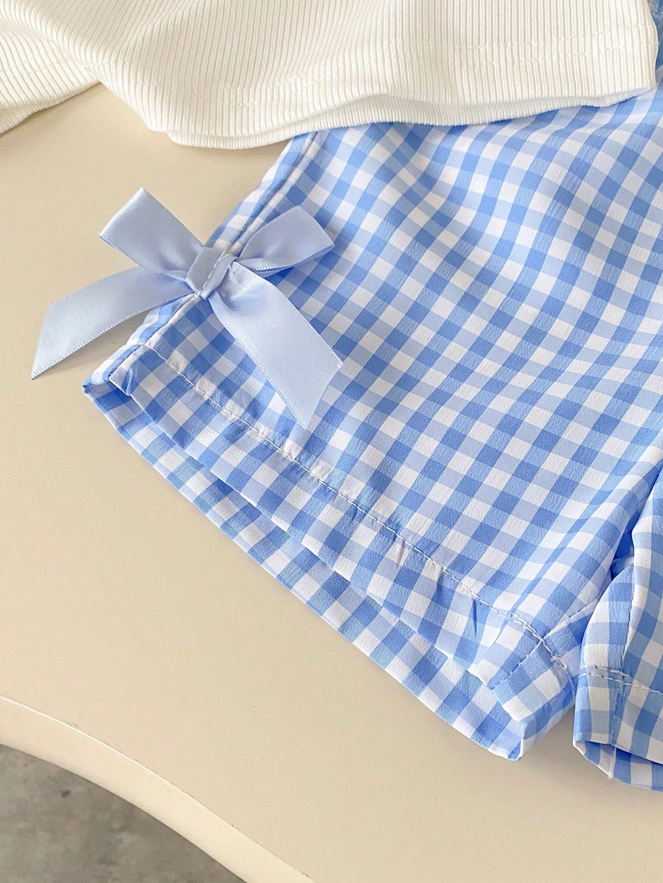 Baby Girl Summer Blue Textured Sleeveless Top And Blue Plaid Shorts Set, Decorated With Blue Bow, Essential Daily Outfit