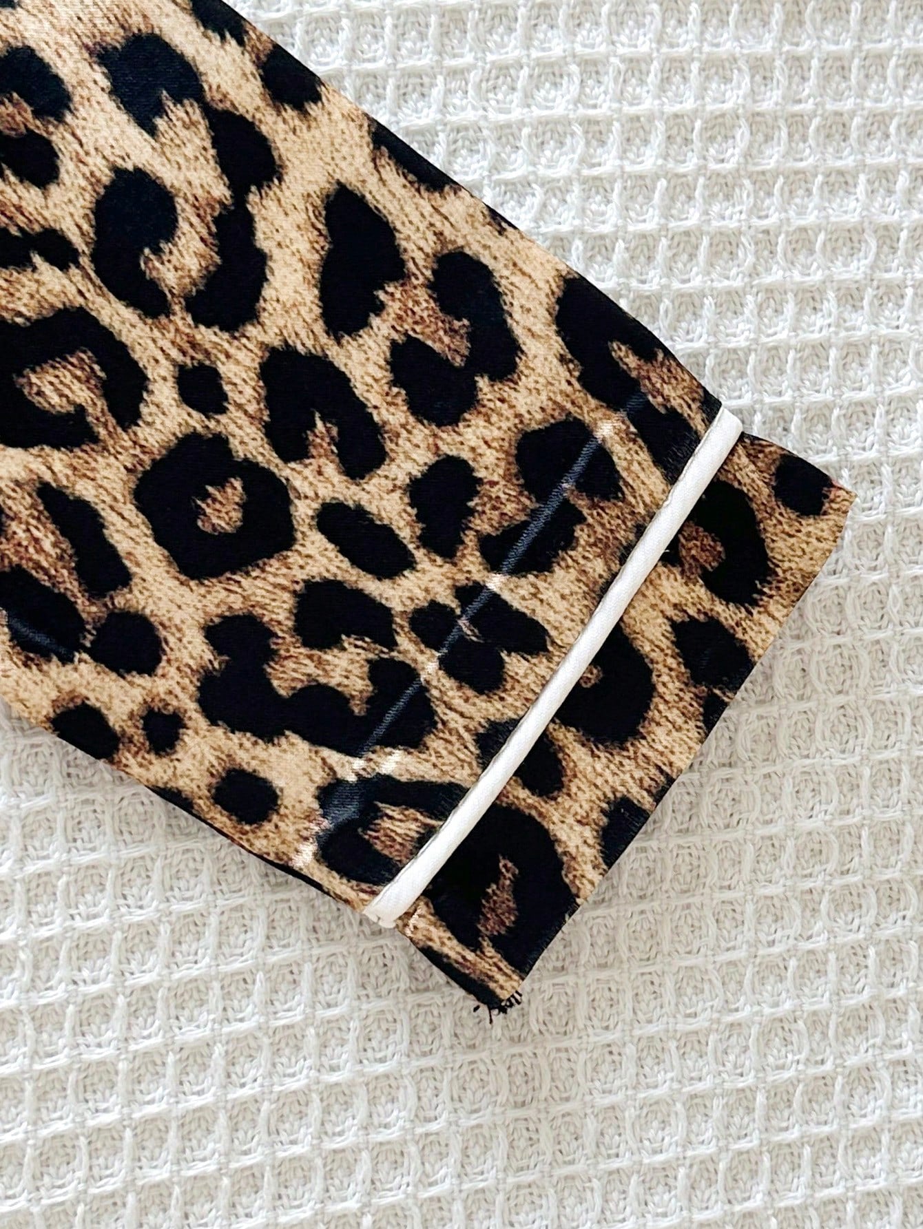 Baby Girls' Cute Leopard Print Lapel Long Sleeve Pajama Set