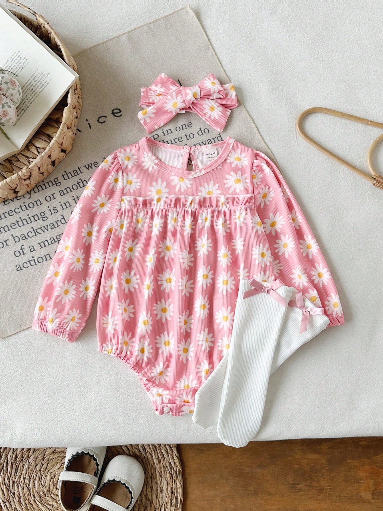 Baby Girls Pink Daisy Print Long Sleeve Romper 3 Pieces Set, Round Neck Ruffle Design, Knitted Ribbed Elastic Fabric, Spring/Autumn Sweet Baby Outfit