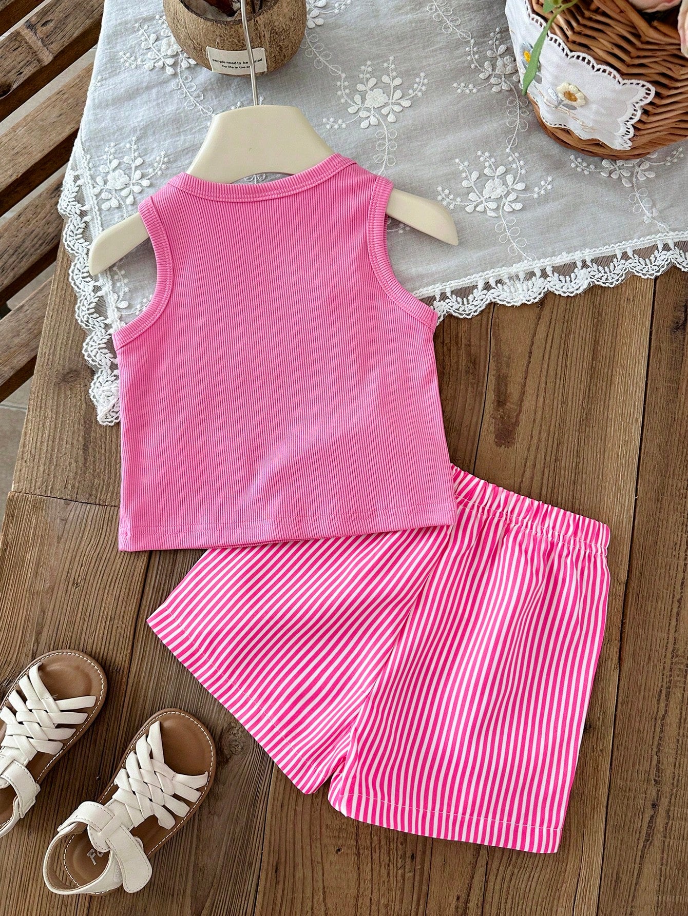 Baby Girls' Summer Tank Top Set, Pink Sweet & Gentle Style, Ribbed Sleeveless Round Neck Tank Top With Matching Casual Shorts, White 3D Flower Decoration, Simple & Cute 2-Piece Set, Slouchy Sweet Comf