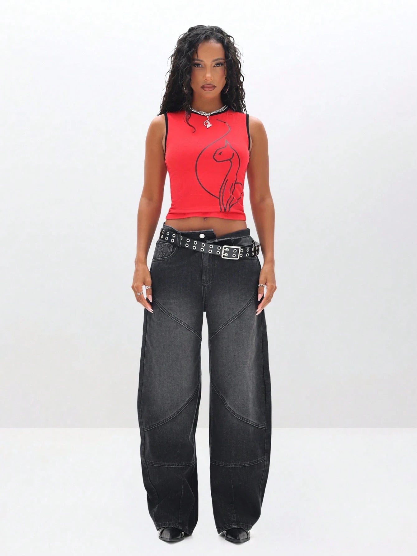 BABYPHAT Sleeveless Tank Top With Graphic Print And Contrast Binding For Summer Casual Wear Red Top Women