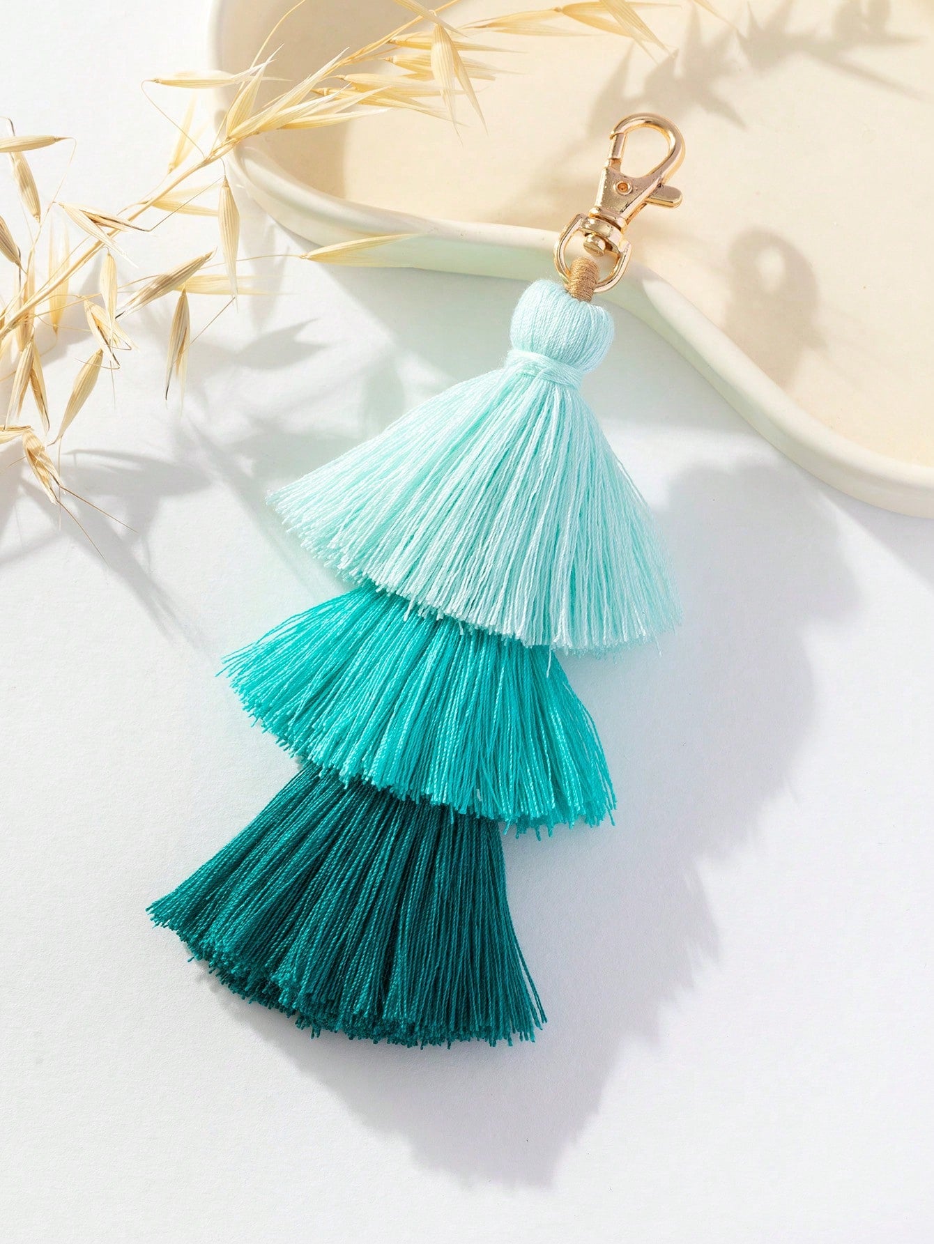 Bag Pendant, Holiday Style Bag Accessory, 3-Layer Straw Person With Tassel Pendant