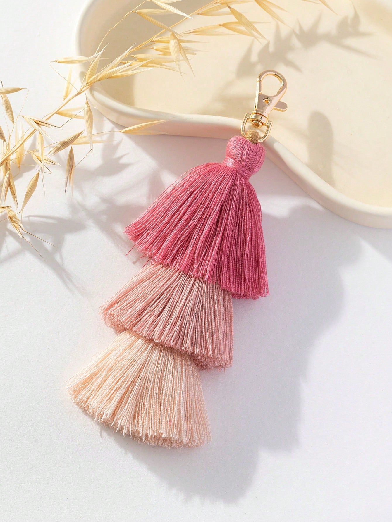 Bag Pendant, Holiday Style Bag Accessory, 3-Layer Straw Person With Tassel Pendant