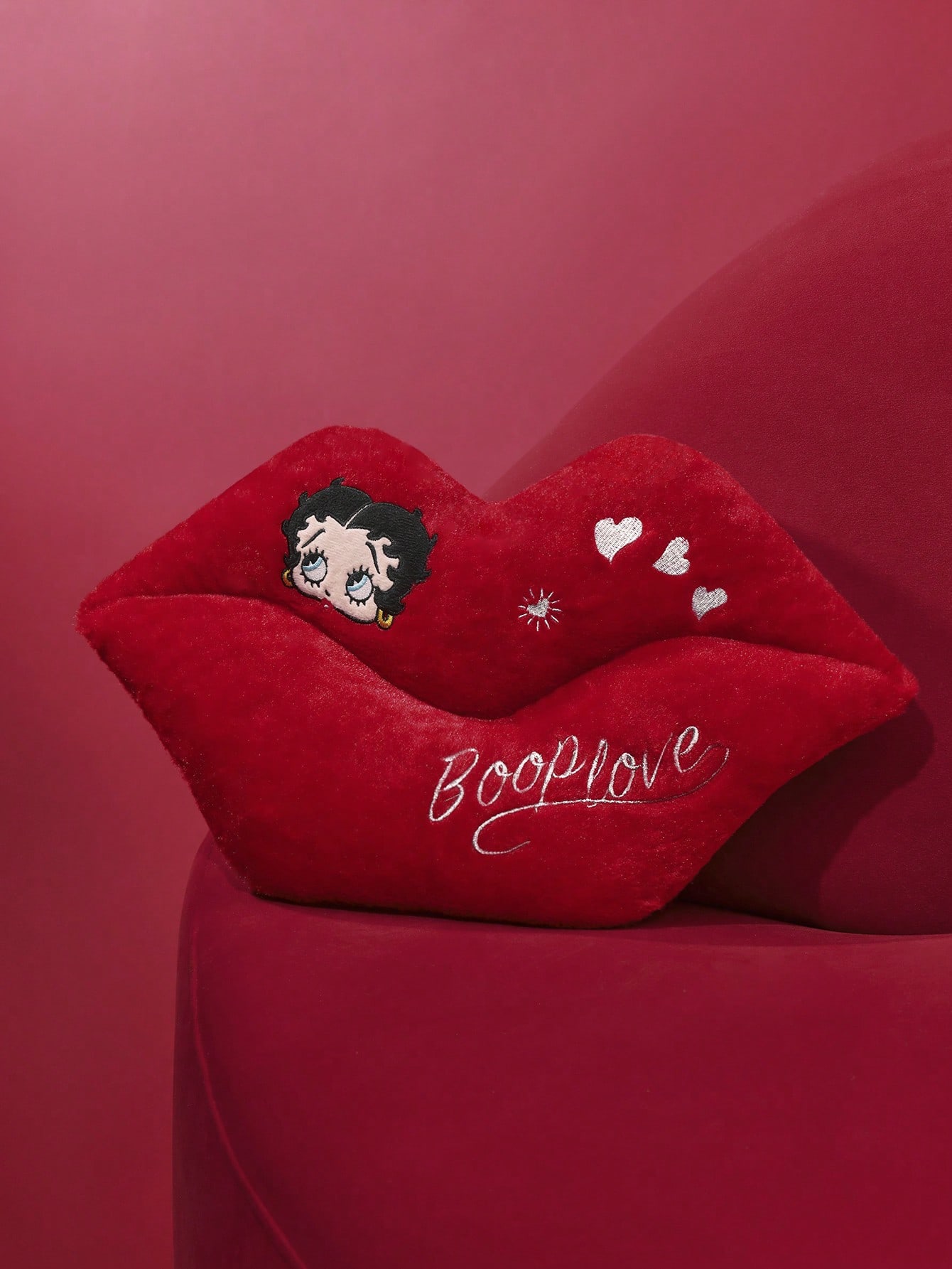 Betty Boop x 1 Pc Red Lip Shape Decorative Pillow, Heart Embroidery, Soft Plush Material, Can Be Placed On The Sofa, Bed, Chair, Etc.Gift Ideas,Party,Holiday,Valentine's Day