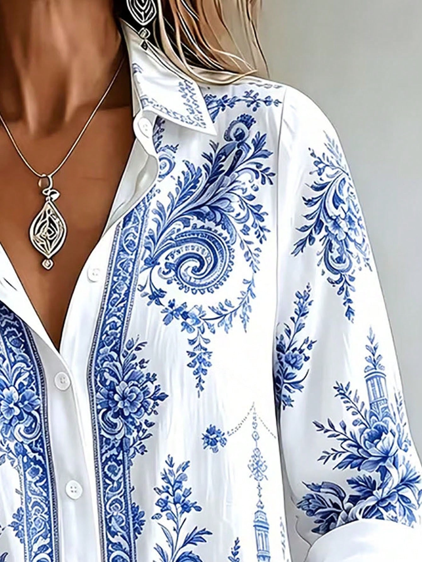 Casual Fashion Baroque Floral Print Women's Plus Size Long Sleeve Button-Up Blouse