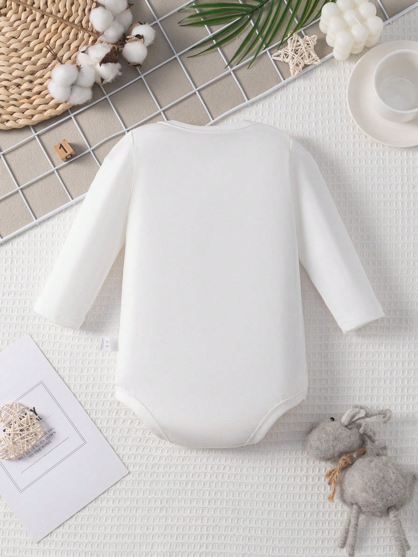 Christmas Elk Cartoon Print Baby Triangle Bodysuit For Boys Girls, My 1st Christmas Cute Long Sleeve Outdoor Jumpsuit With Christmas Elements