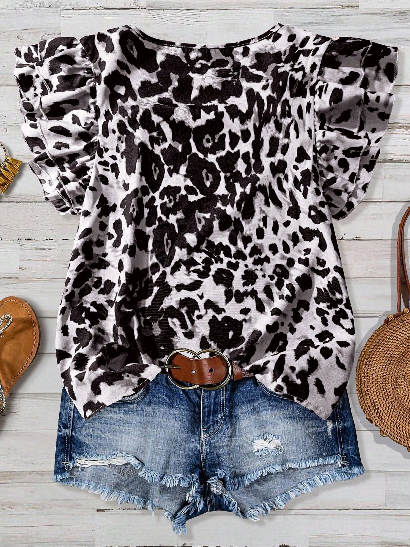 Clasi Curve Plus Size Women's Rose Red Leopard Print Round Neck Blouse,Double Layer Small Cap Sleeve Loose Top,Summer,Beige,Boho Casual Formal,Carribean