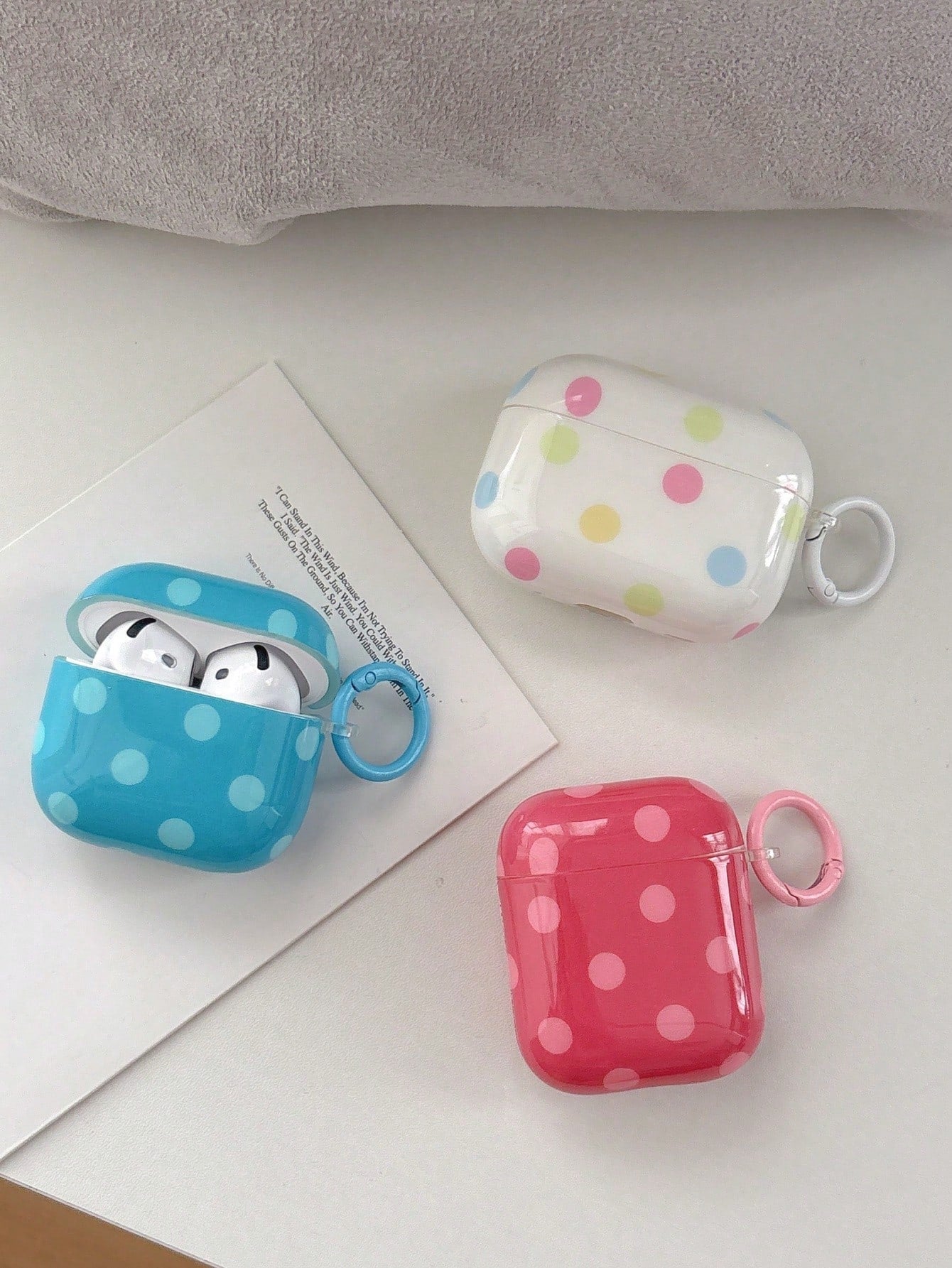 Colorful Polka Dot Pro 3 Earphone Case, Pro 3rd Generation Wireless Bluetooth 2 Charging Case Cover, Anti-Drop Minimalist Soft Non-Detachable Lid New 4 Protective Case