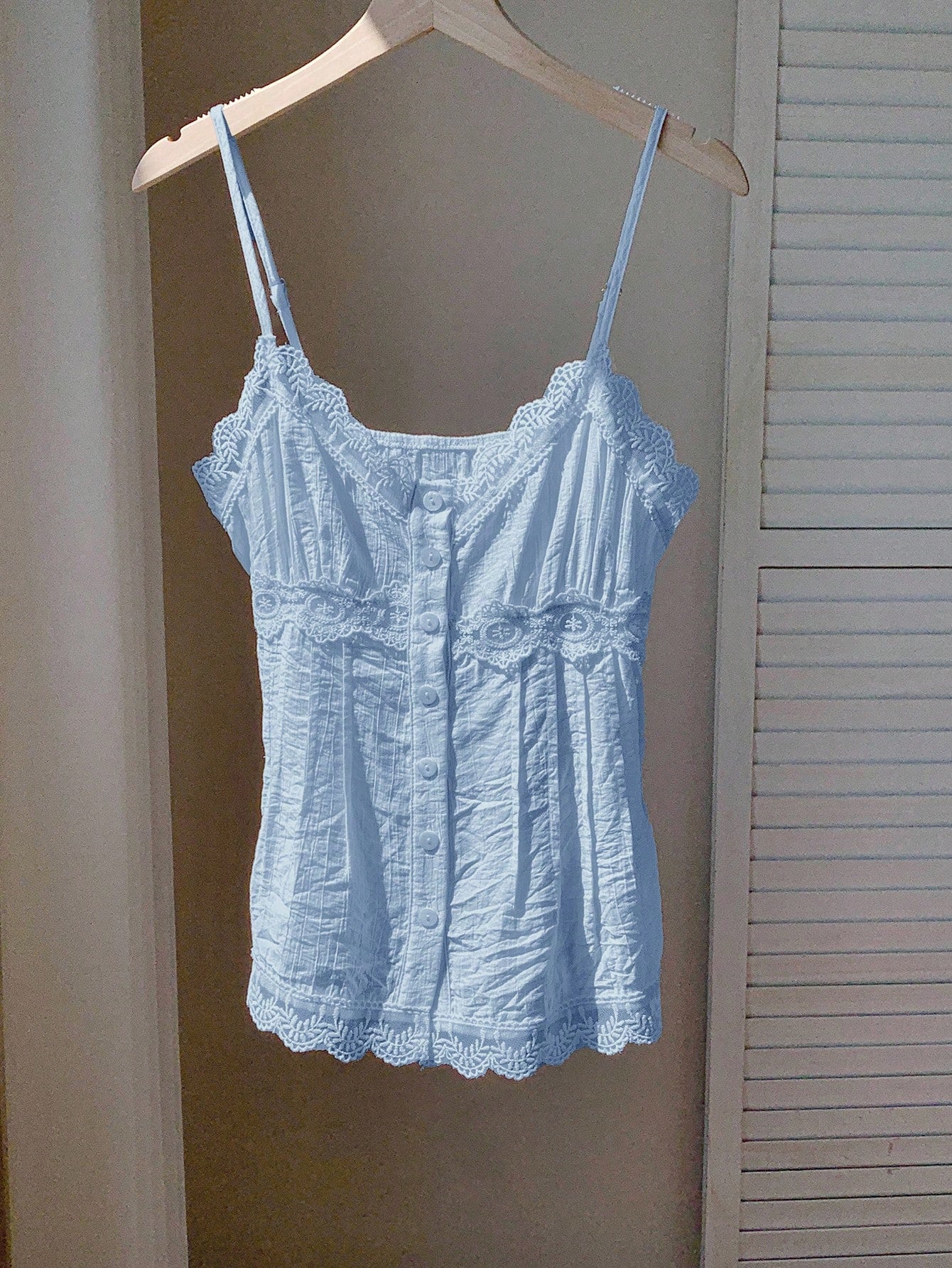 Comfortcana Women's Lace Trim Pleated Casual Elegant Versatile Daily Vacation Outing Camisole Blouse Blue Summer