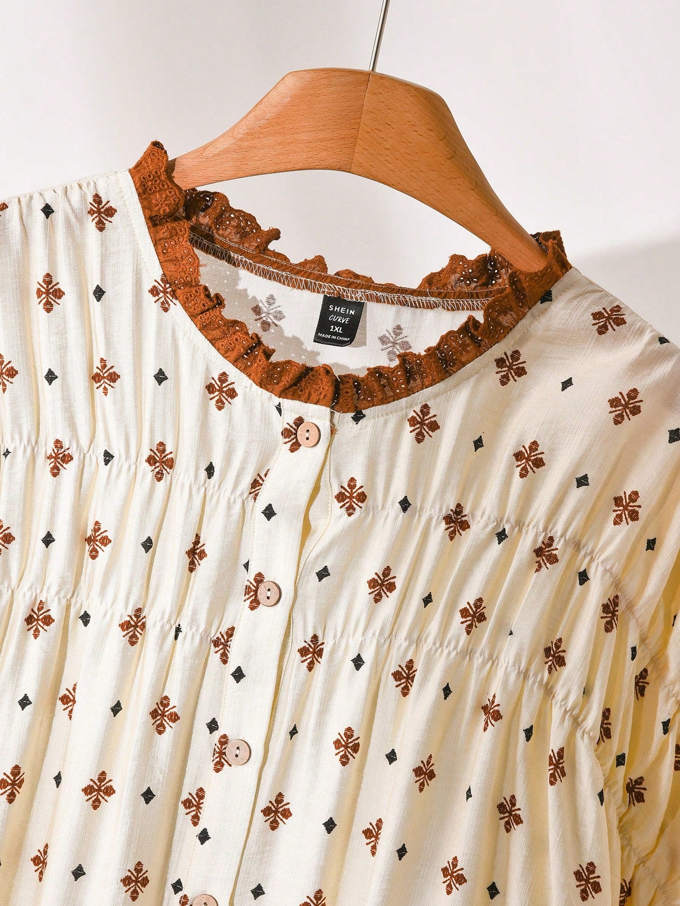 CosyJoli Beige Plus Size Women's Printed Blouse,Ruffle Trim Casual Loose Summer Boho Vacation Holiday Clothing,Smock Hem Dress Leisure Shirt Kawaii Tops