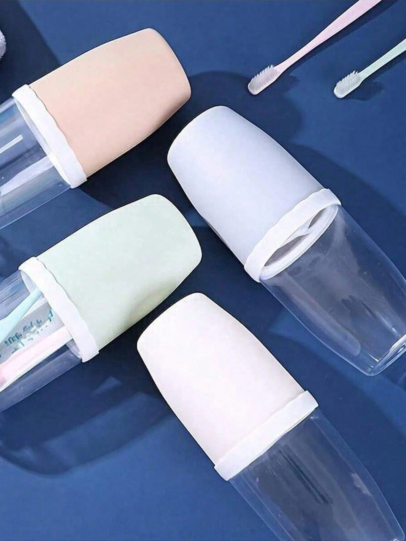 Couple Creative Toothbrush And Mouthwash Cup Set With Lid- Portable Travel Toothbrush Holder, Durable Plastic, Toothbrush Storage Set. Bathroom Toothbrush Storage Box. Portable Bathroom Toothbrush Bo