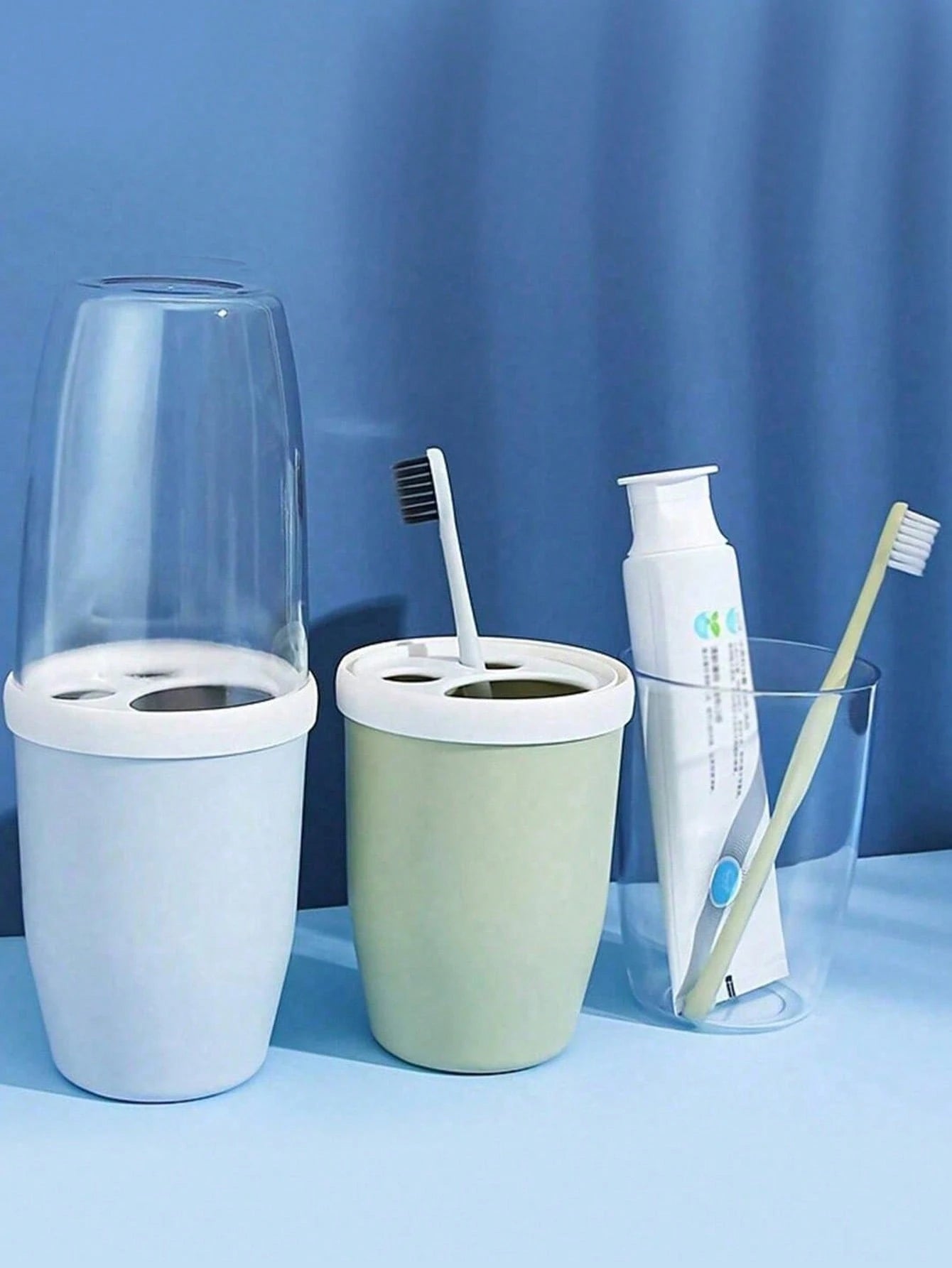 Couple Creative Toothbrush And Mouthwash Cup Set With Lid- Portable Travel Toothbrush Holder, Durable Plastic, Toothbrush Storage Set. Bathroom Toothbrush Storage Box. Portable Bathroom Toothbrush Bo